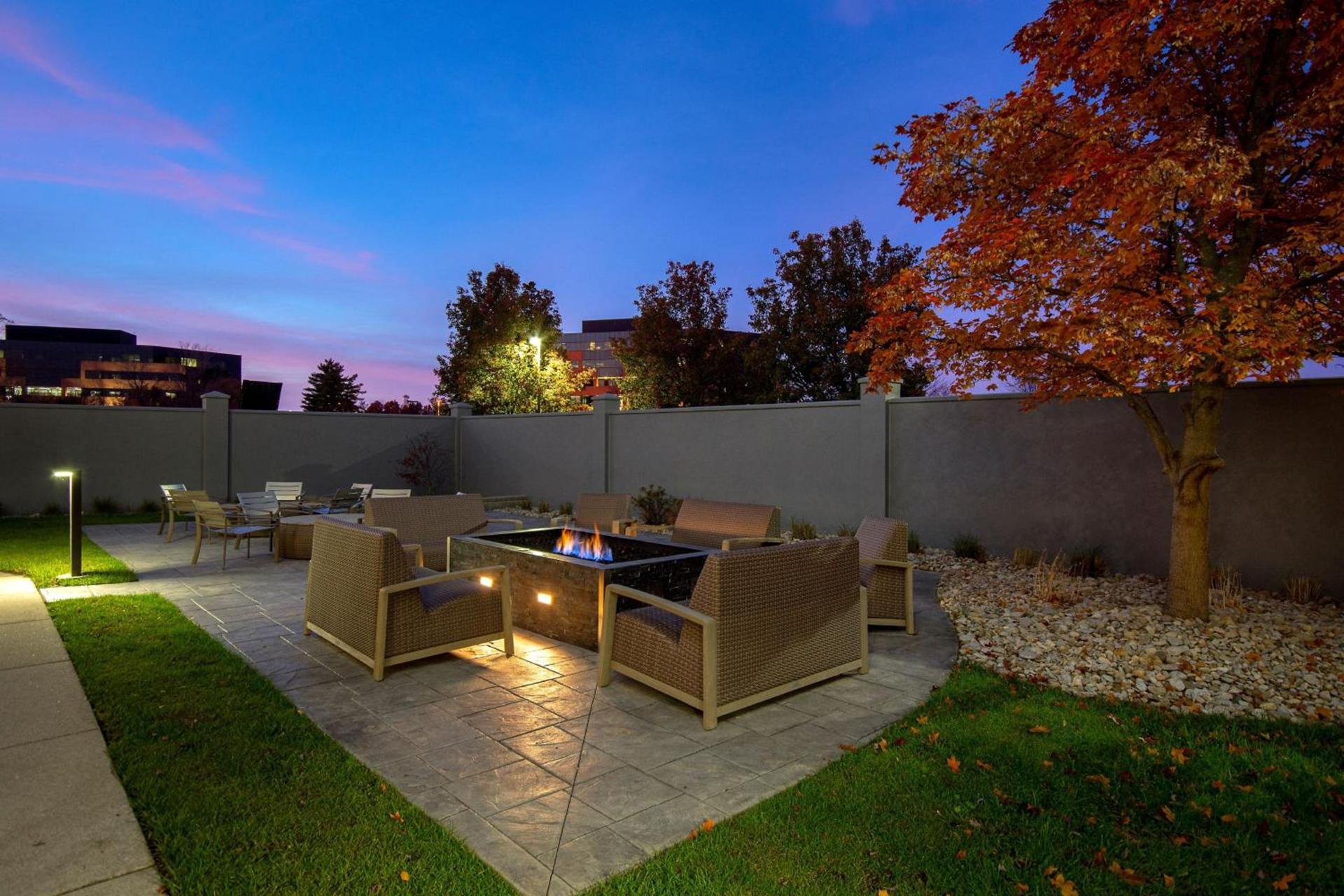 Courtyard by Marriott Cincinnati Airport photo 11