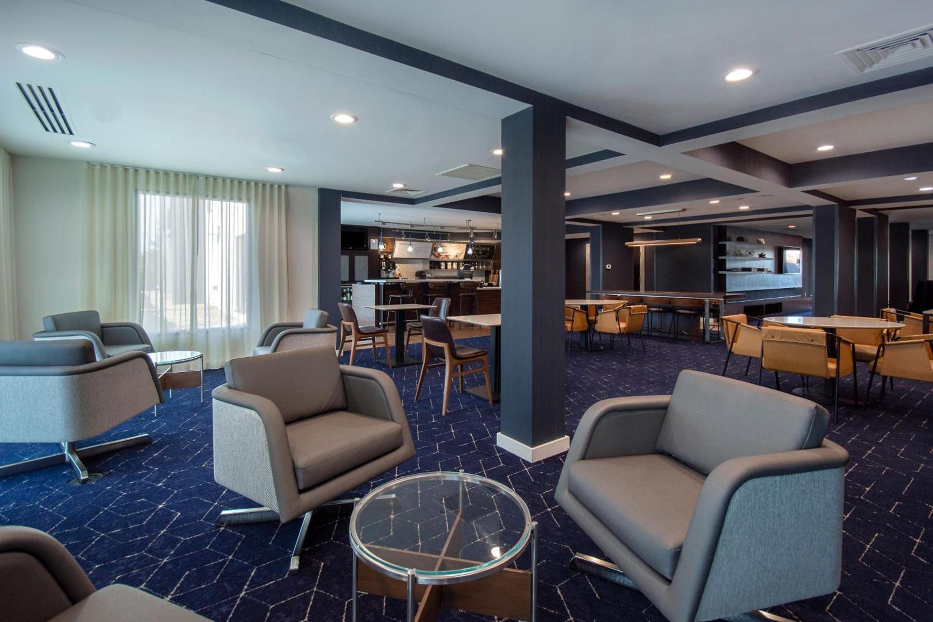 Courtyard by Marriott Cincinnati Airport photo 13