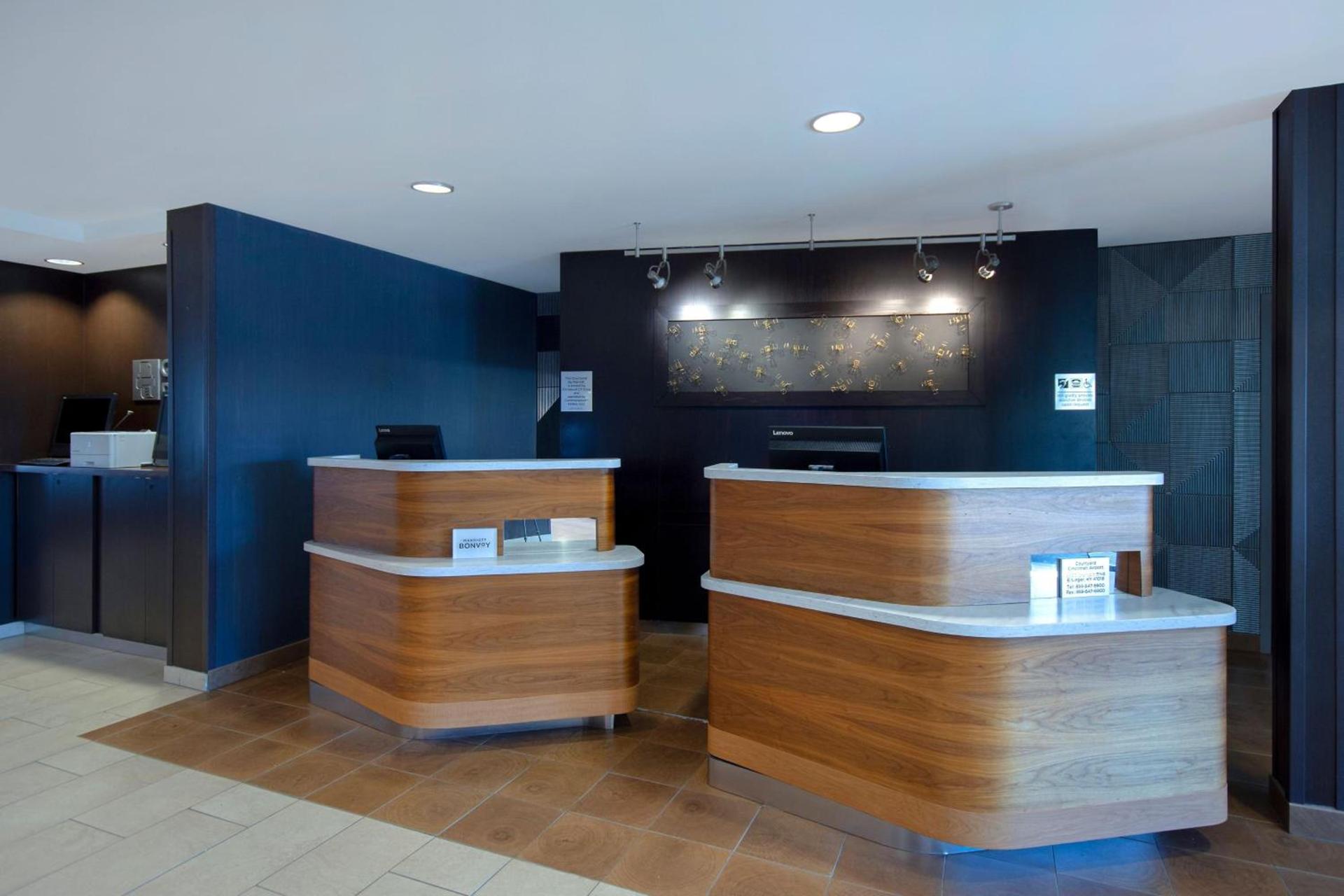 Courtyard by Marriott Cincinnati Airport photo 12