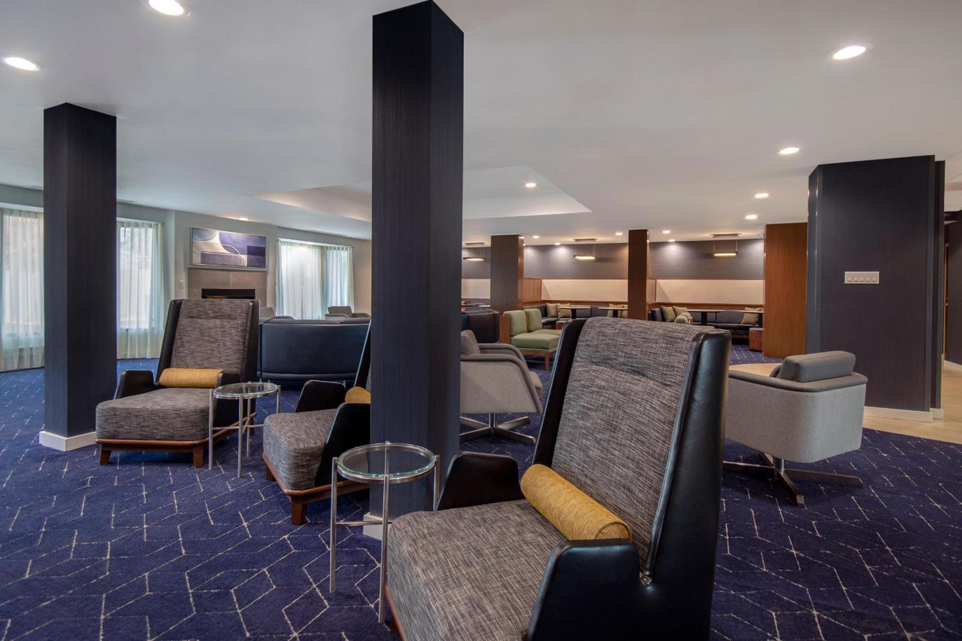 Courtyard by Marriott Cincinnati Airport photo 14