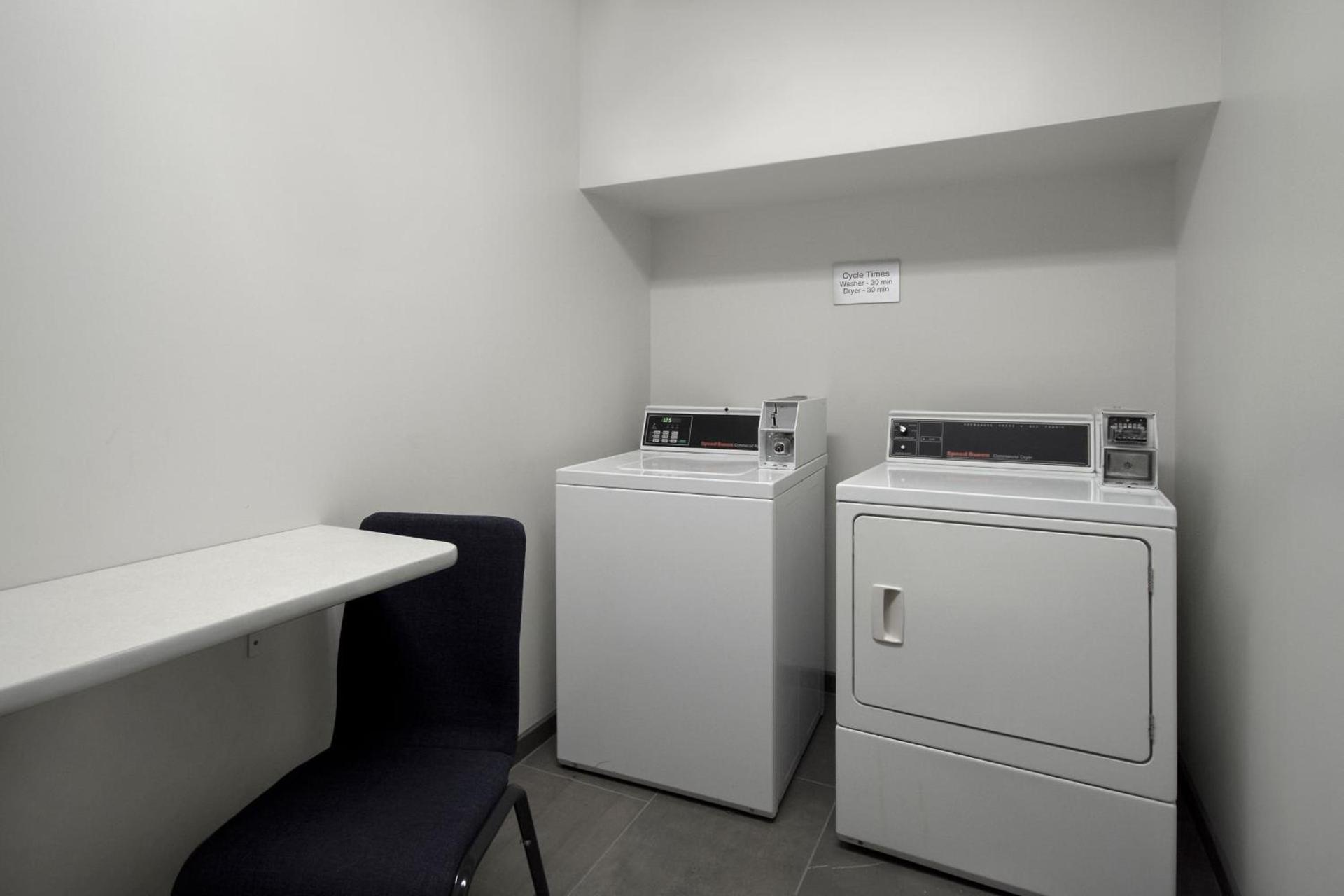 Courtyard by Marriott Cincinnati Airport photo 43