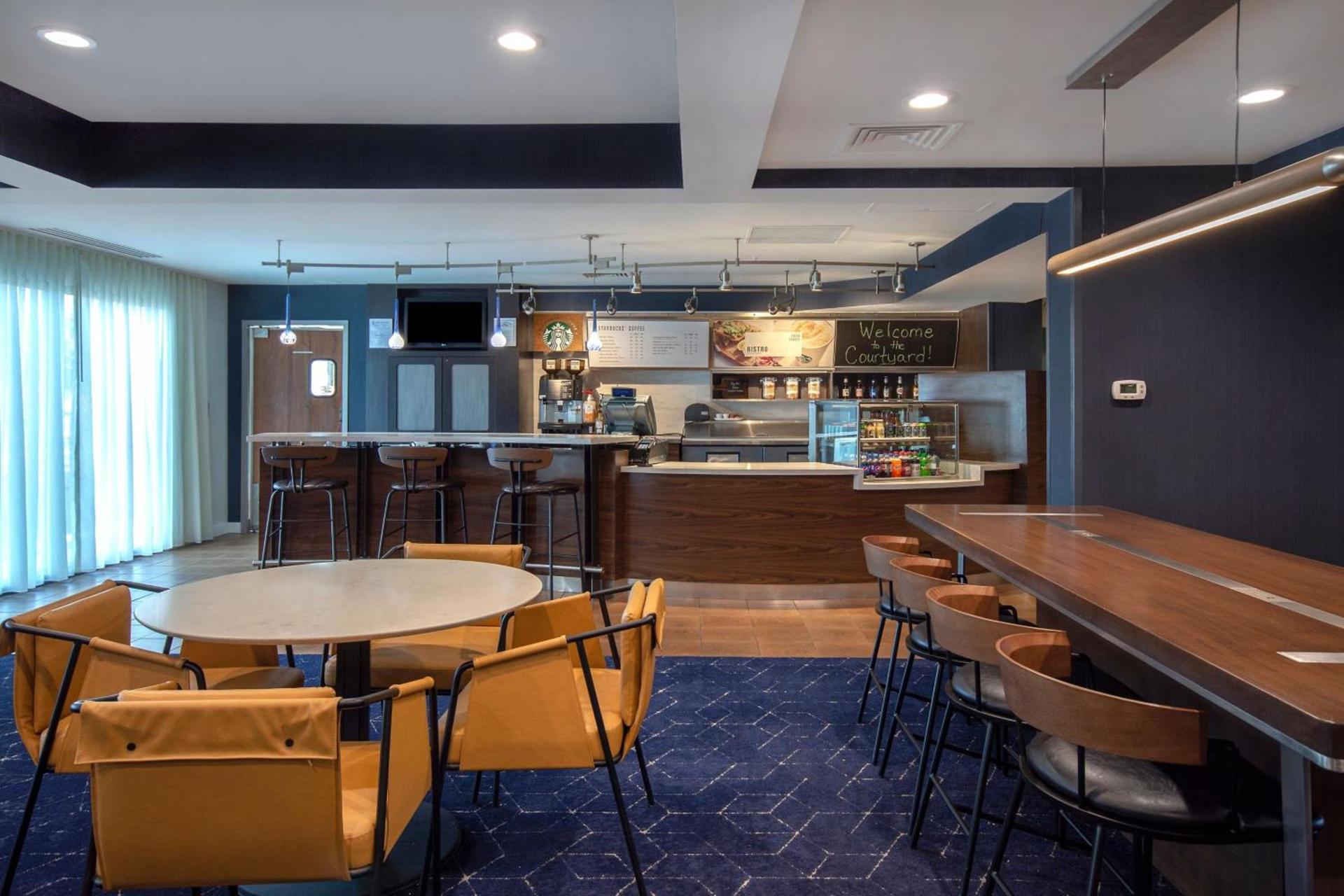 Courtyard by Marriott Cincinnati Airport photo 47