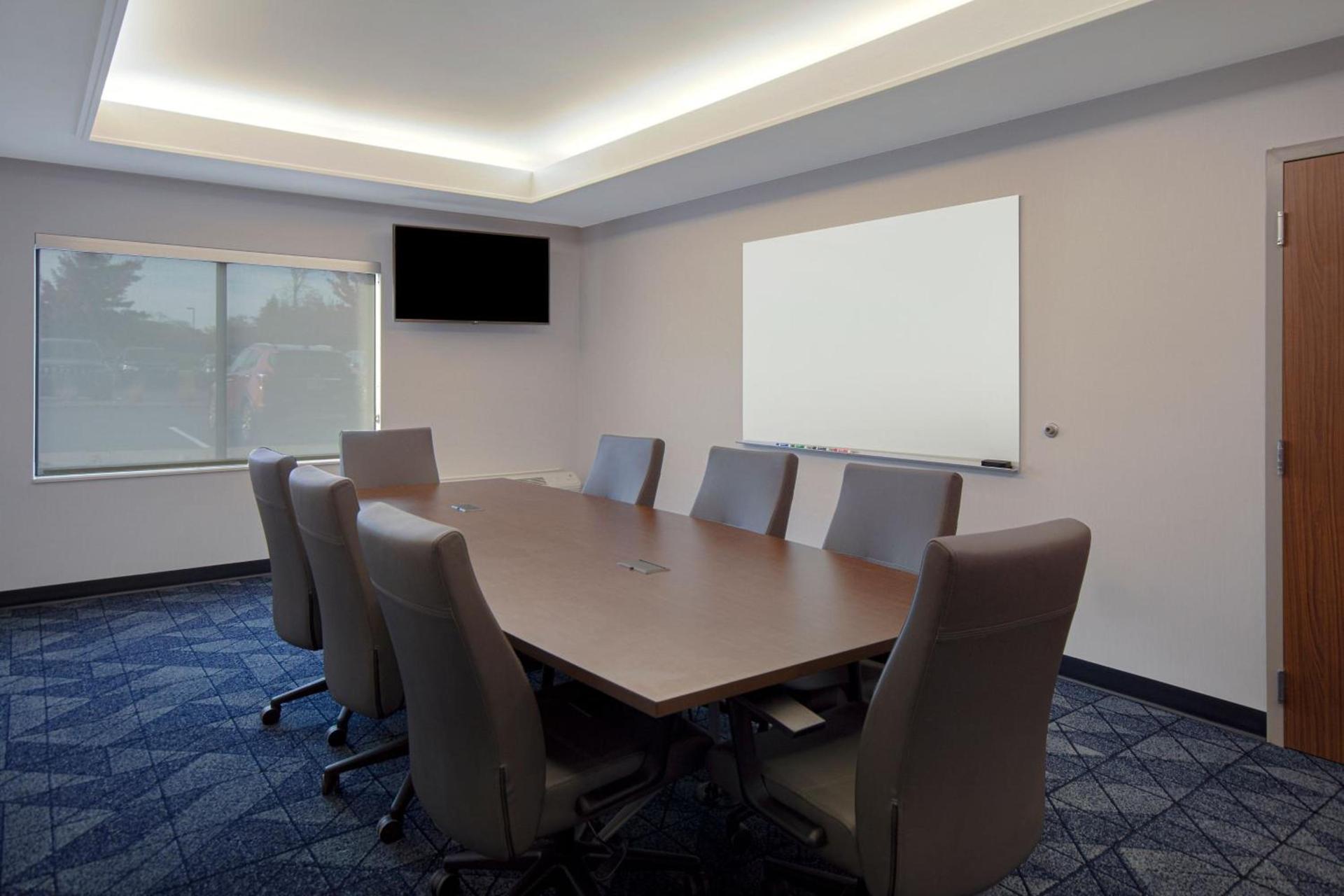 Courtyard by Marriott Cincinnati Airport photo 59