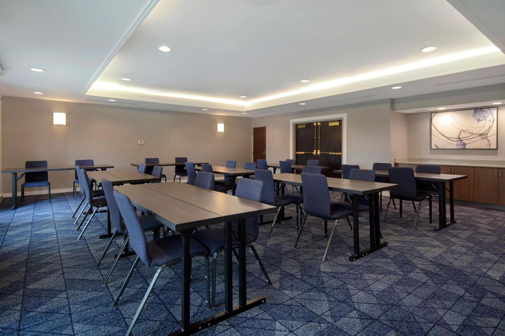 Courtyard by Marriott Cincinnati Airport photo 66