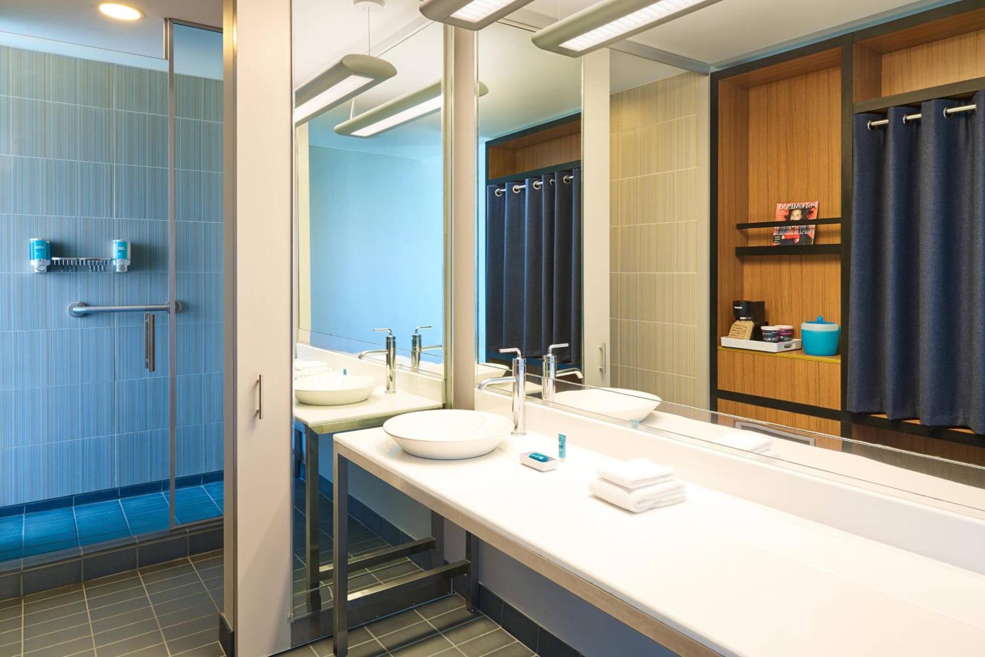 Aloft by Marriott Plano photo 6