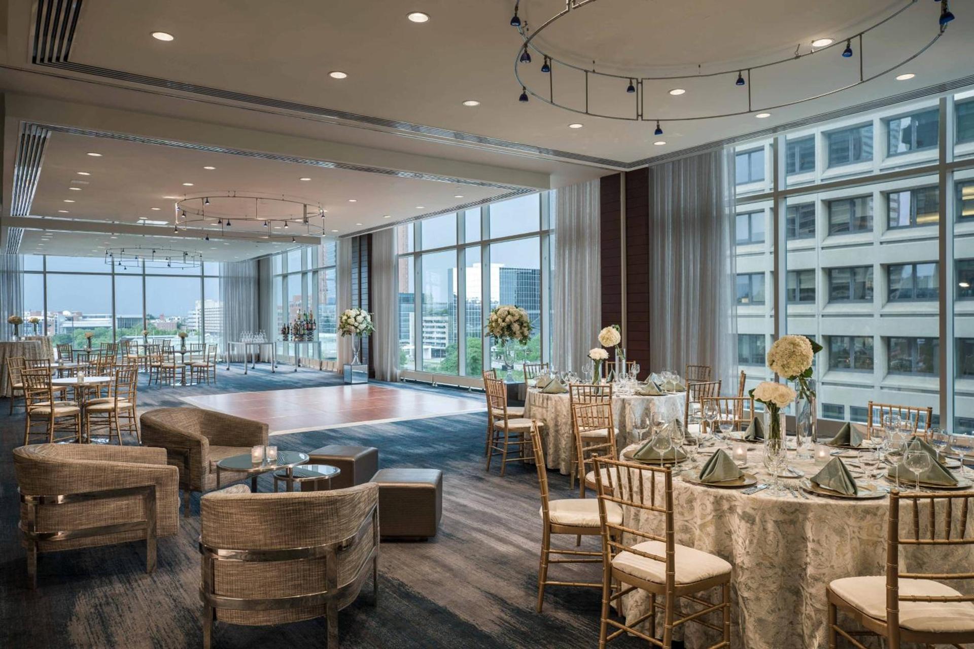 Renaissance Baltimore Harborplace Hotel photo 41