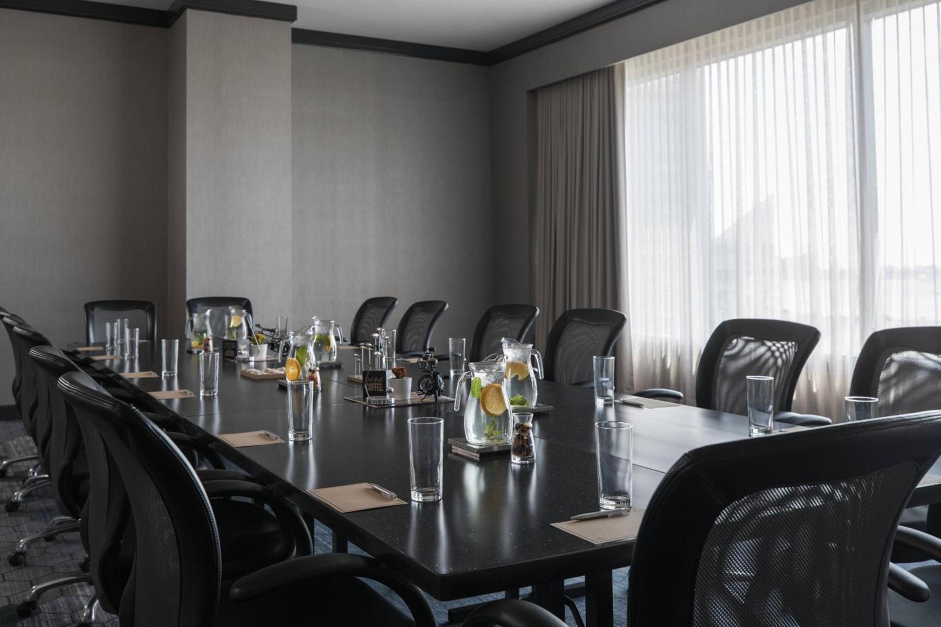 Renaissance Baltimore Harborplace Hotel photo 26