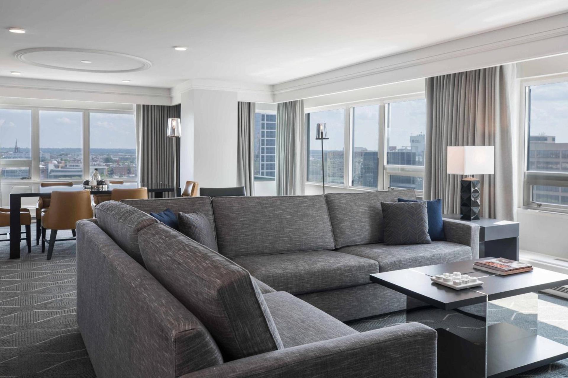 Renaissance Baltimore Harborplace Hotel photo 15