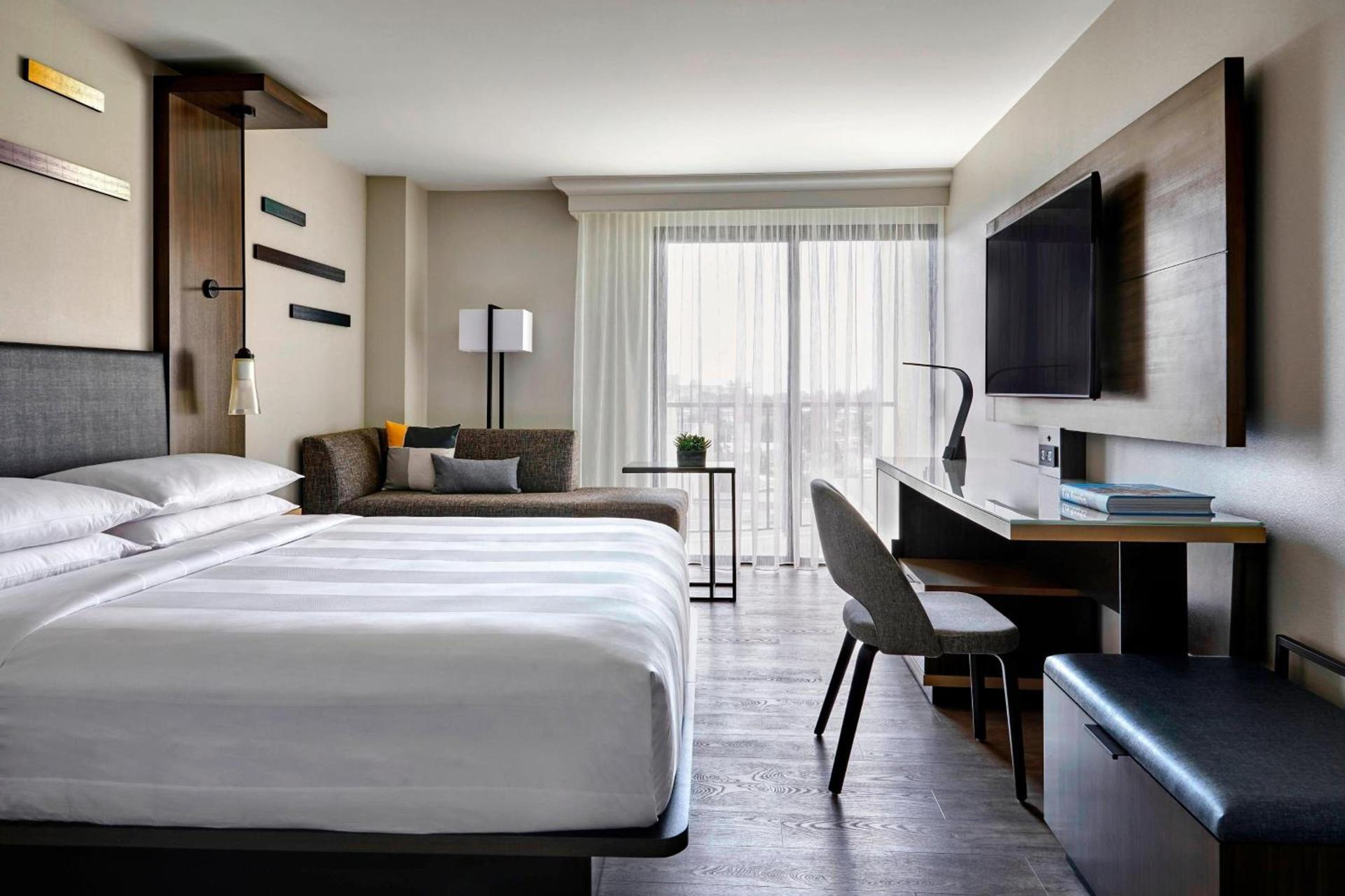 Anaheim Marriott photo 9