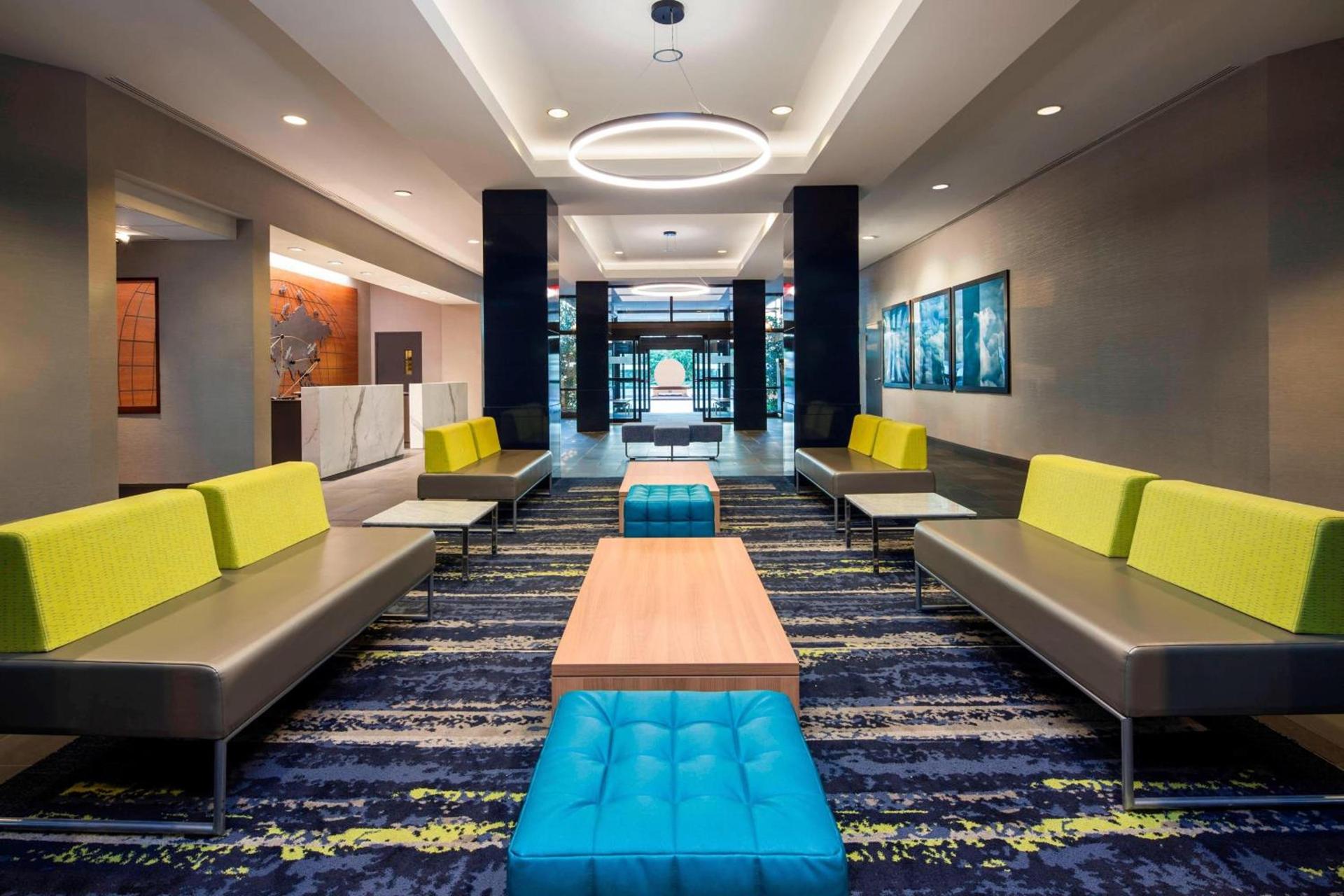 Sheraton Suites Philadelphia Airport photo 2