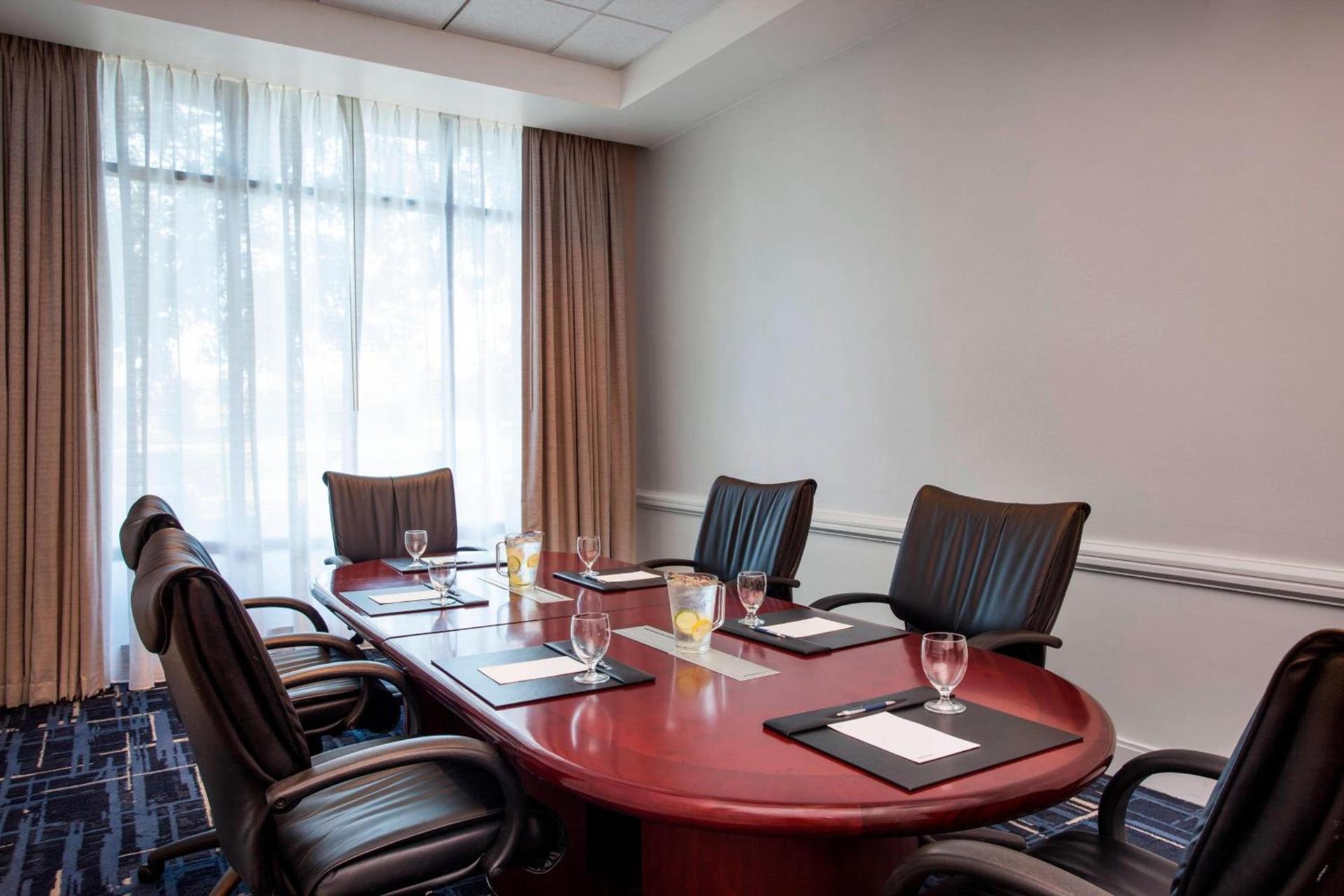 Sheraton Suites Philadelphia Airport photo 24