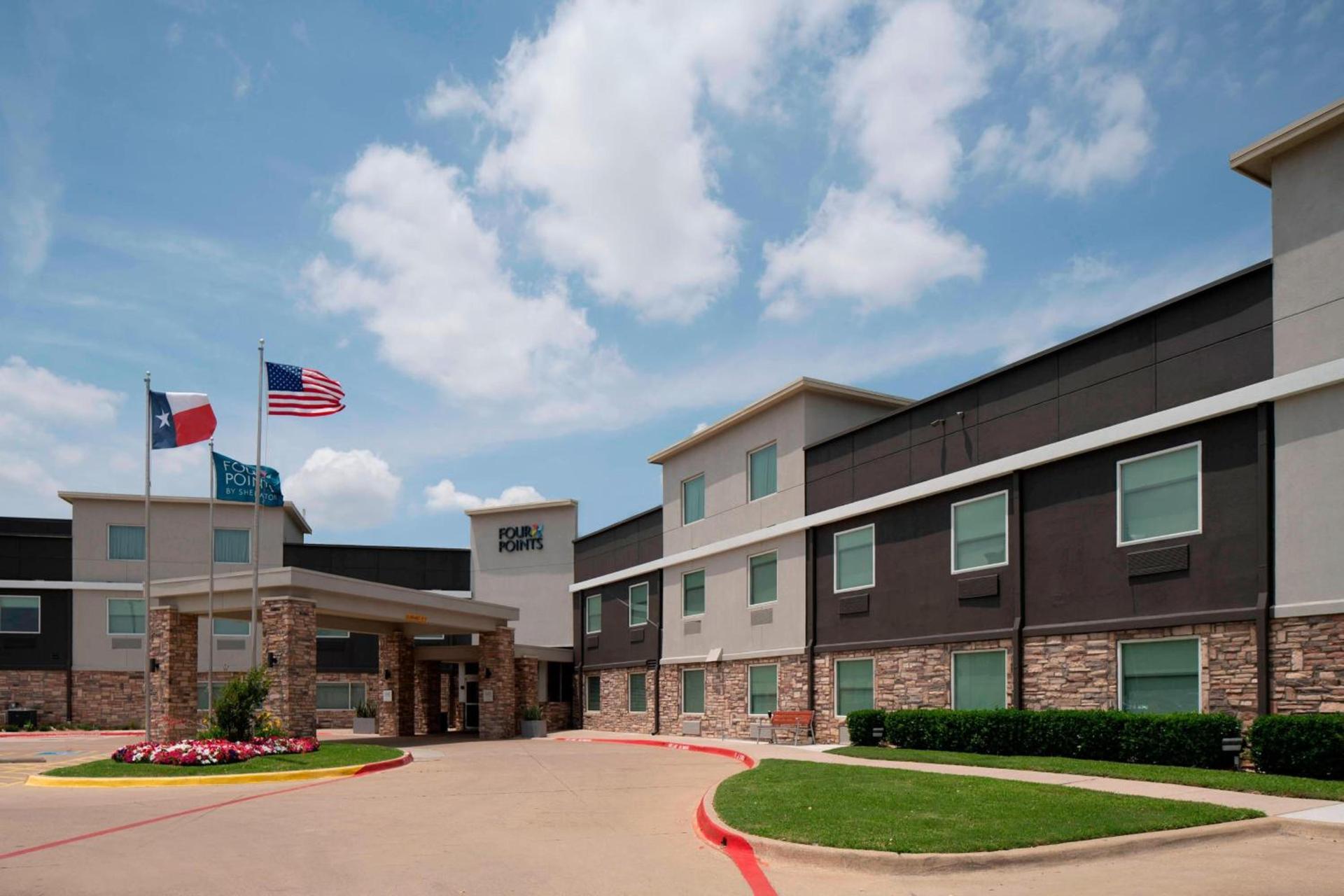 Four Points by Sheraton Dallas Arlington Entertainment District photo 1