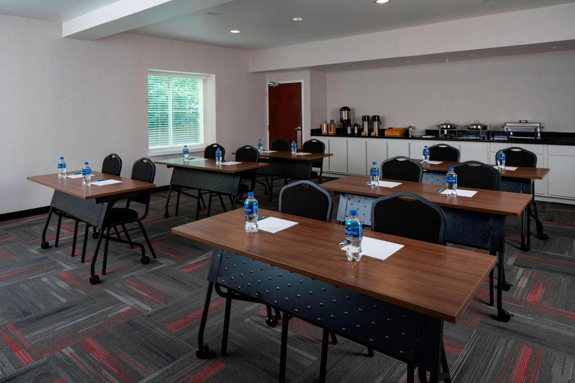 Four Points by Sheraton Dallas Arlington Entertainment District photo 17