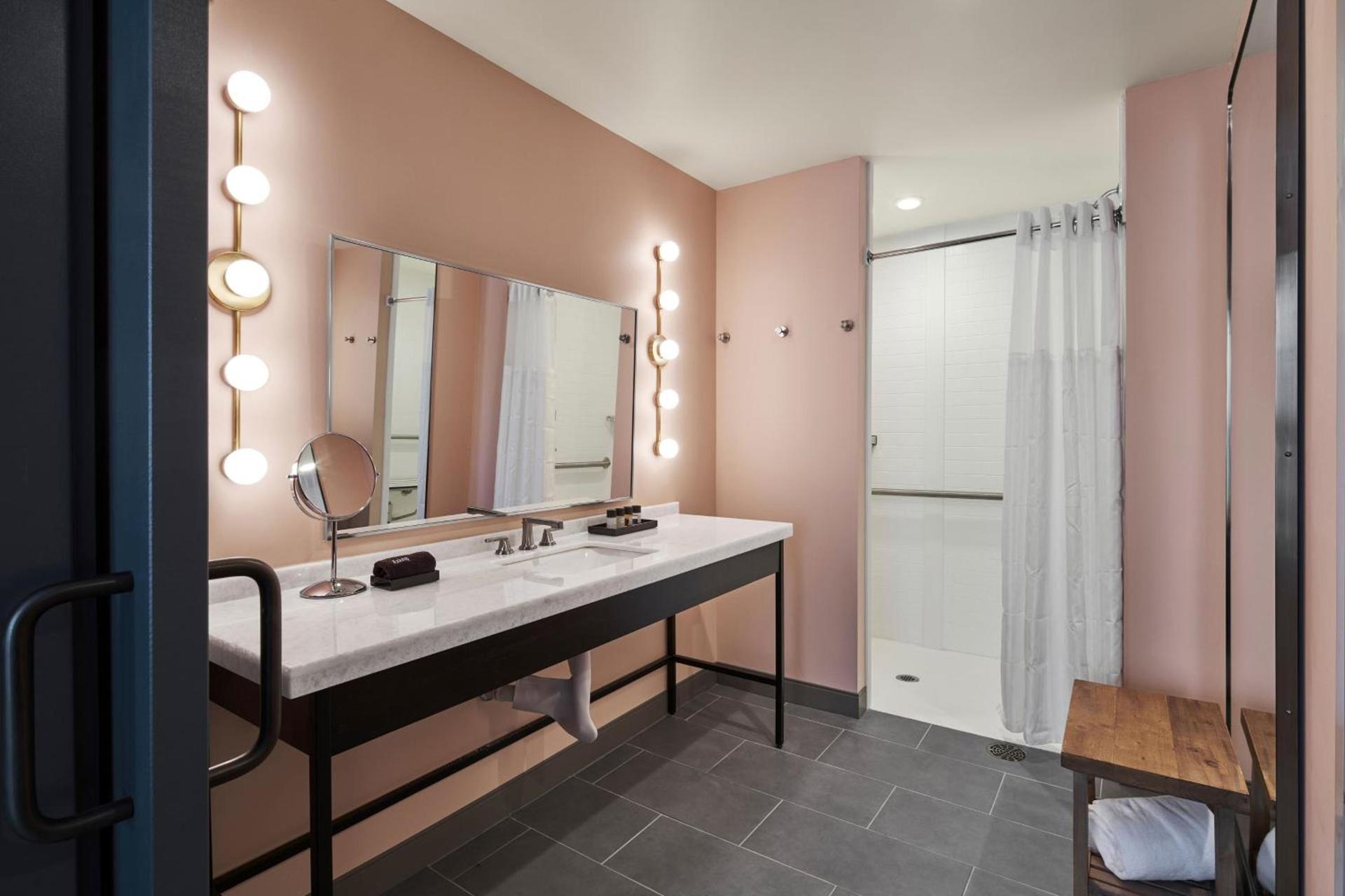 The Memphian, a Tribute Portfolio Hotel photo 21