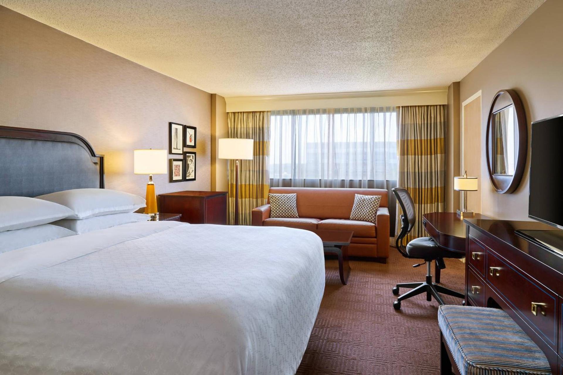 Sheraton North Houston at George Bush Intercontinental photo 4