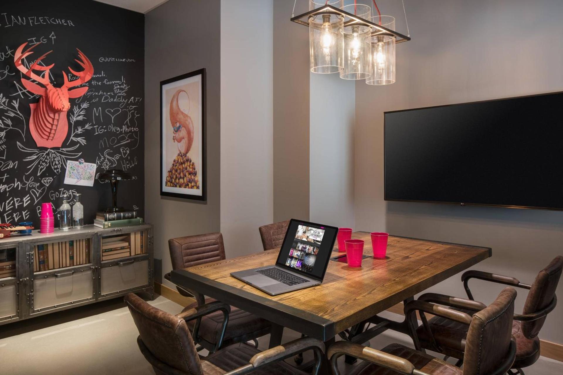 MOXY Seattle Downtown photo 33