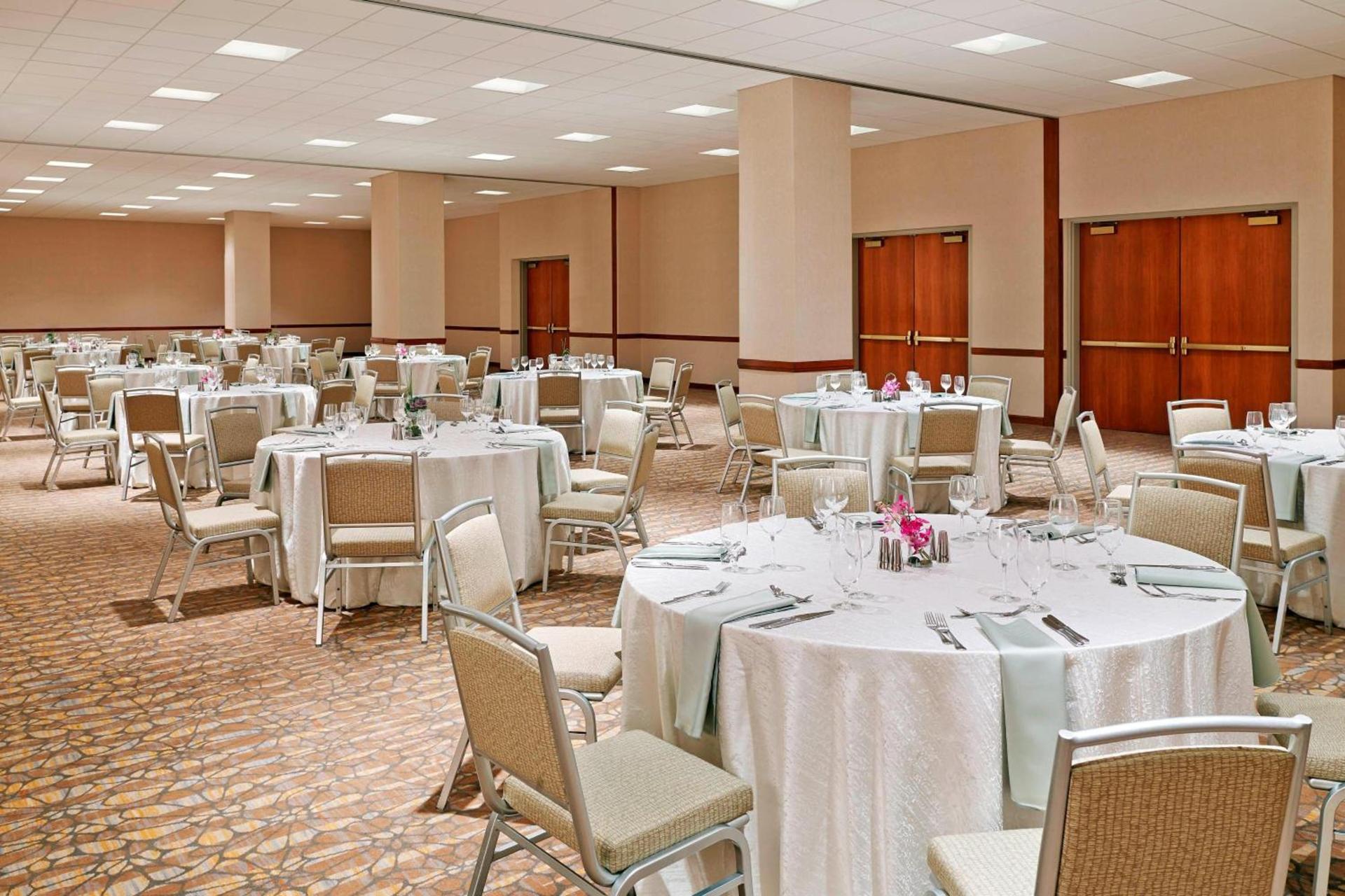 The Westin Kansas City at Crown Center photo 83
