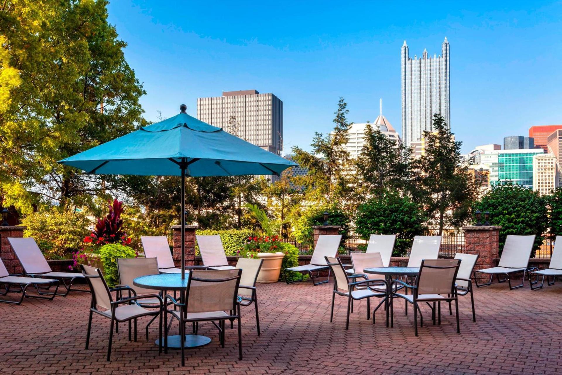 Sheraton Pittsburgh Hotel at Station Square photo 11