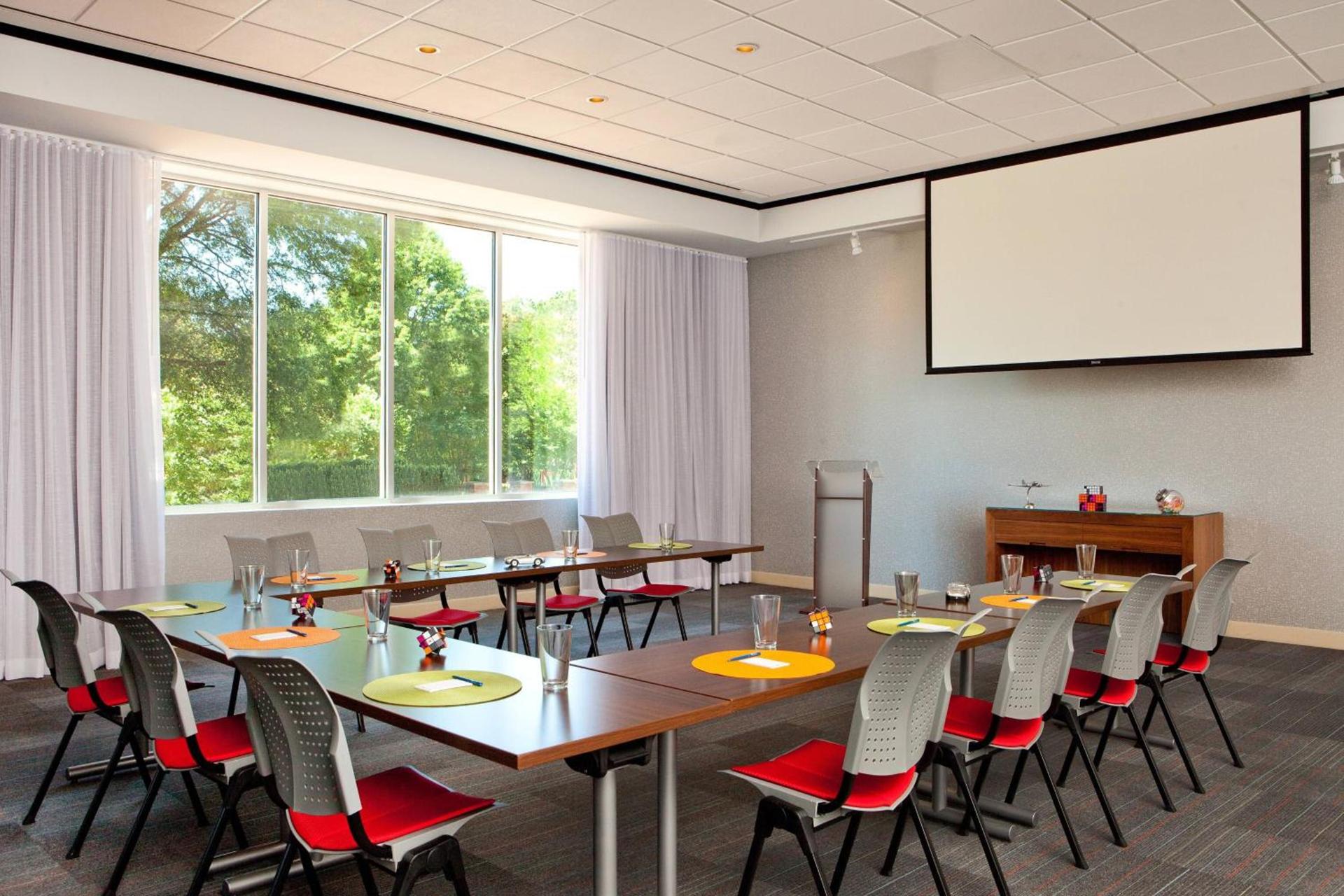 Aloft by Marriott Raleigh photo 52