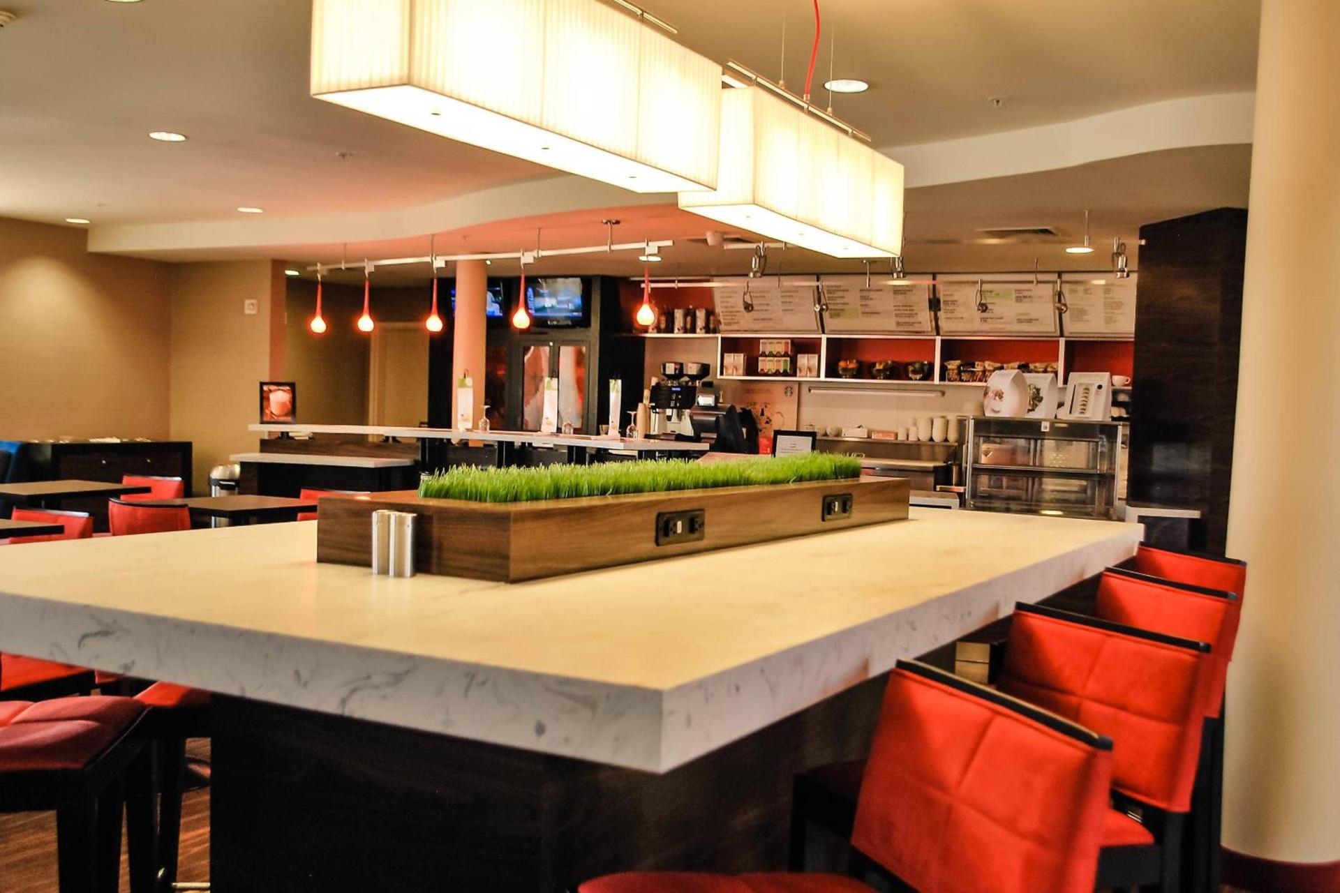 Courtyard by Marriott Salina photo 3