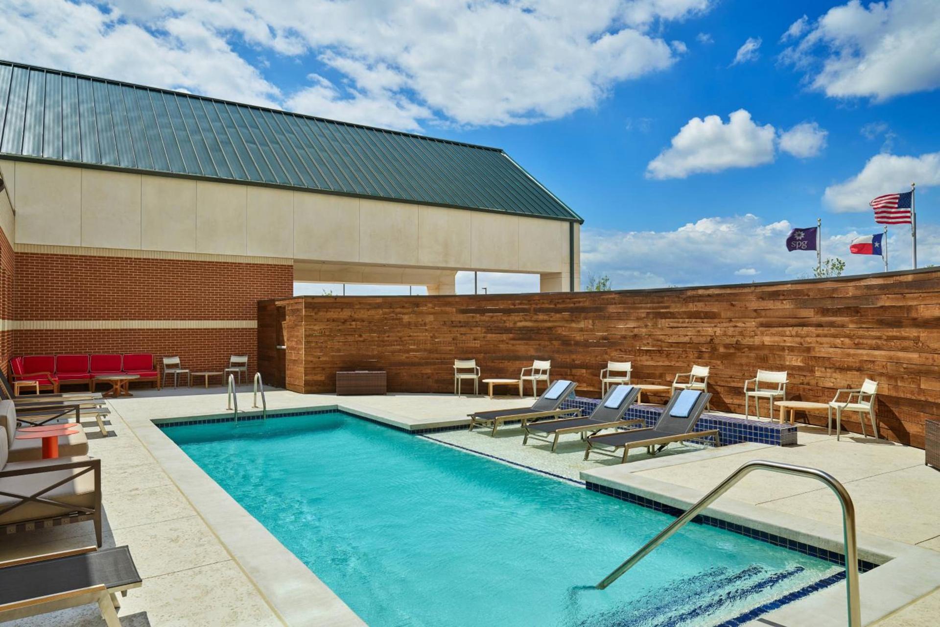 Four Points by Sheraton Dallas Fort Worth Airport North photo 16