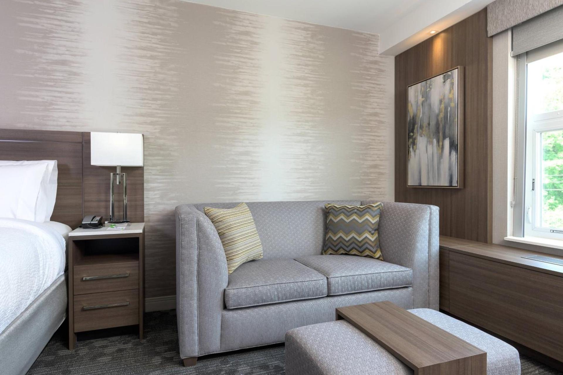 Courtyard by Marriott Edgewater NYC Area photo 13
