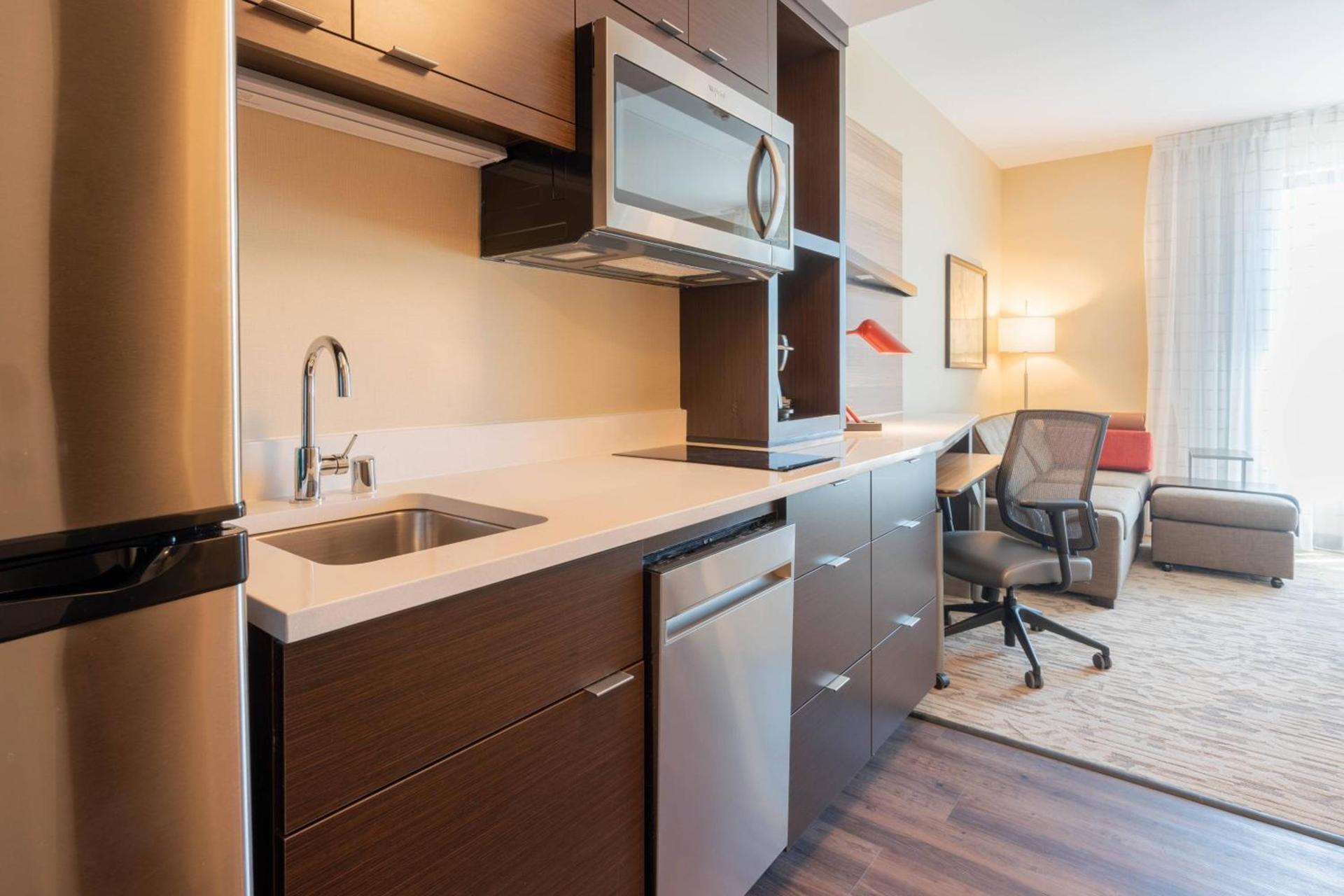 TownePlace Suites by Marriott Thousand Oaks Agoura Hills photo 7
