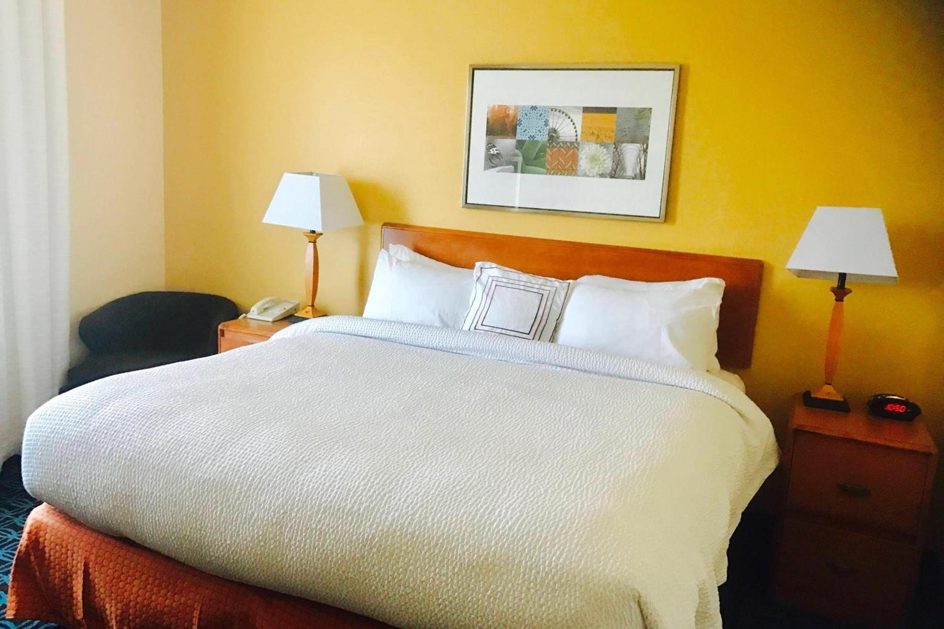Fairfield Inn and Suites Sacramento Airport Natomas photo 3