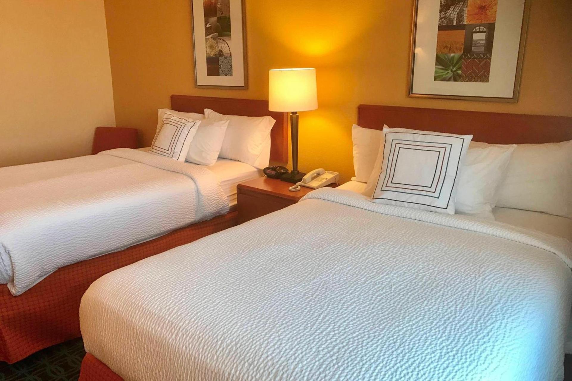 Fairfield Inn and Suites Sacramento Airport Natomas photo 5