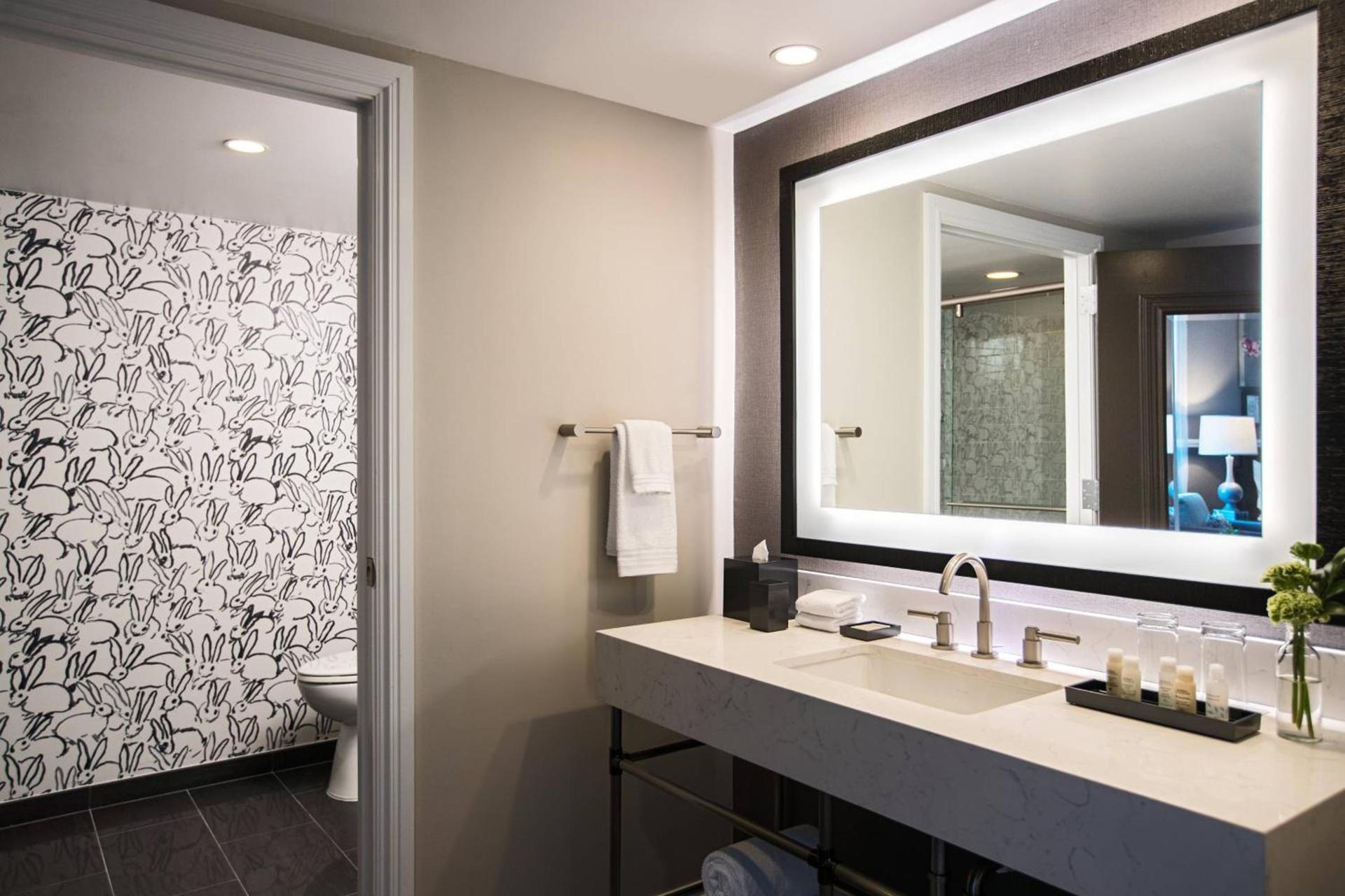 The Lindy Renaissance Charleston Hotel photo 9