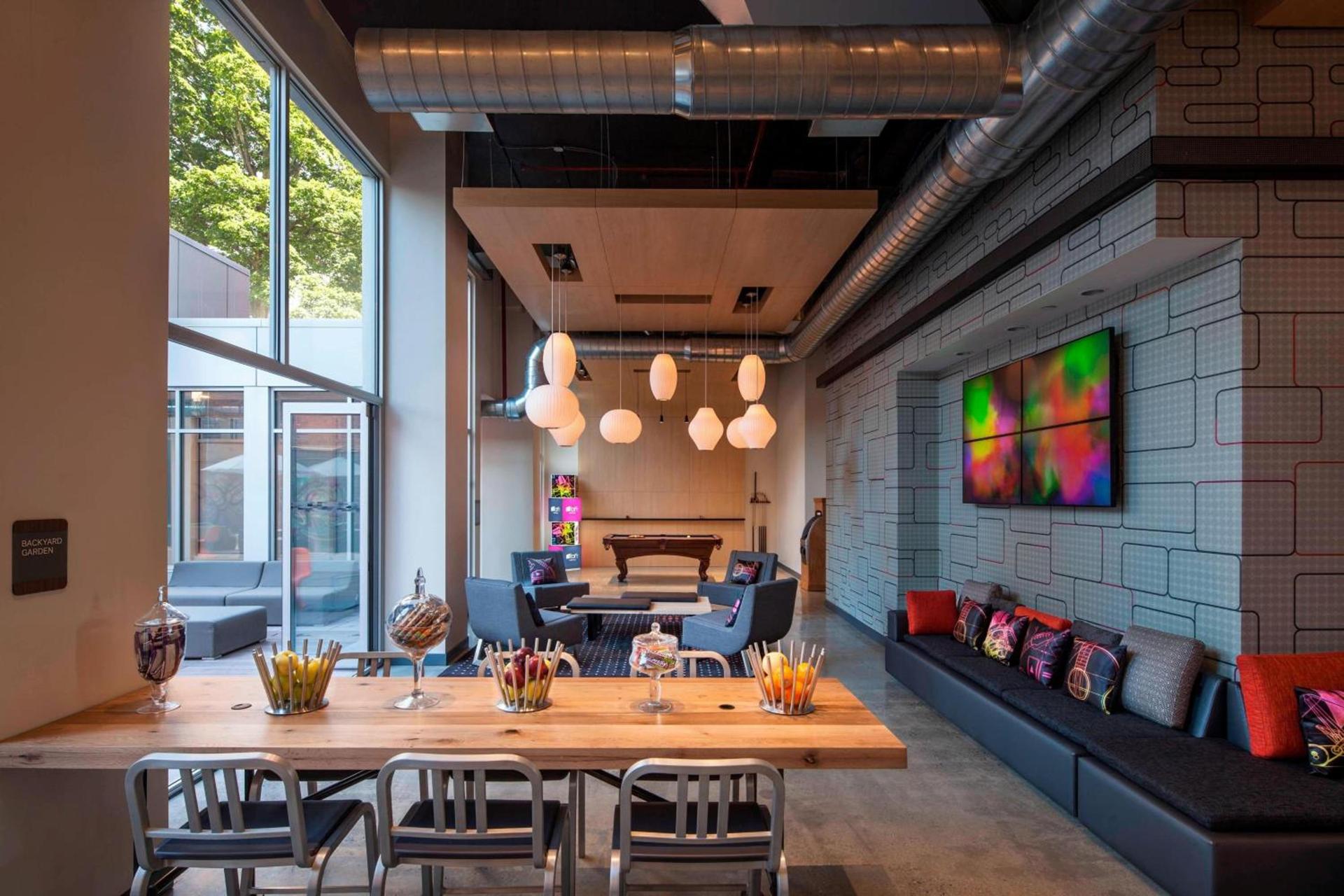 Aloft by Marriott Long Island City-Manhattan View photo 8