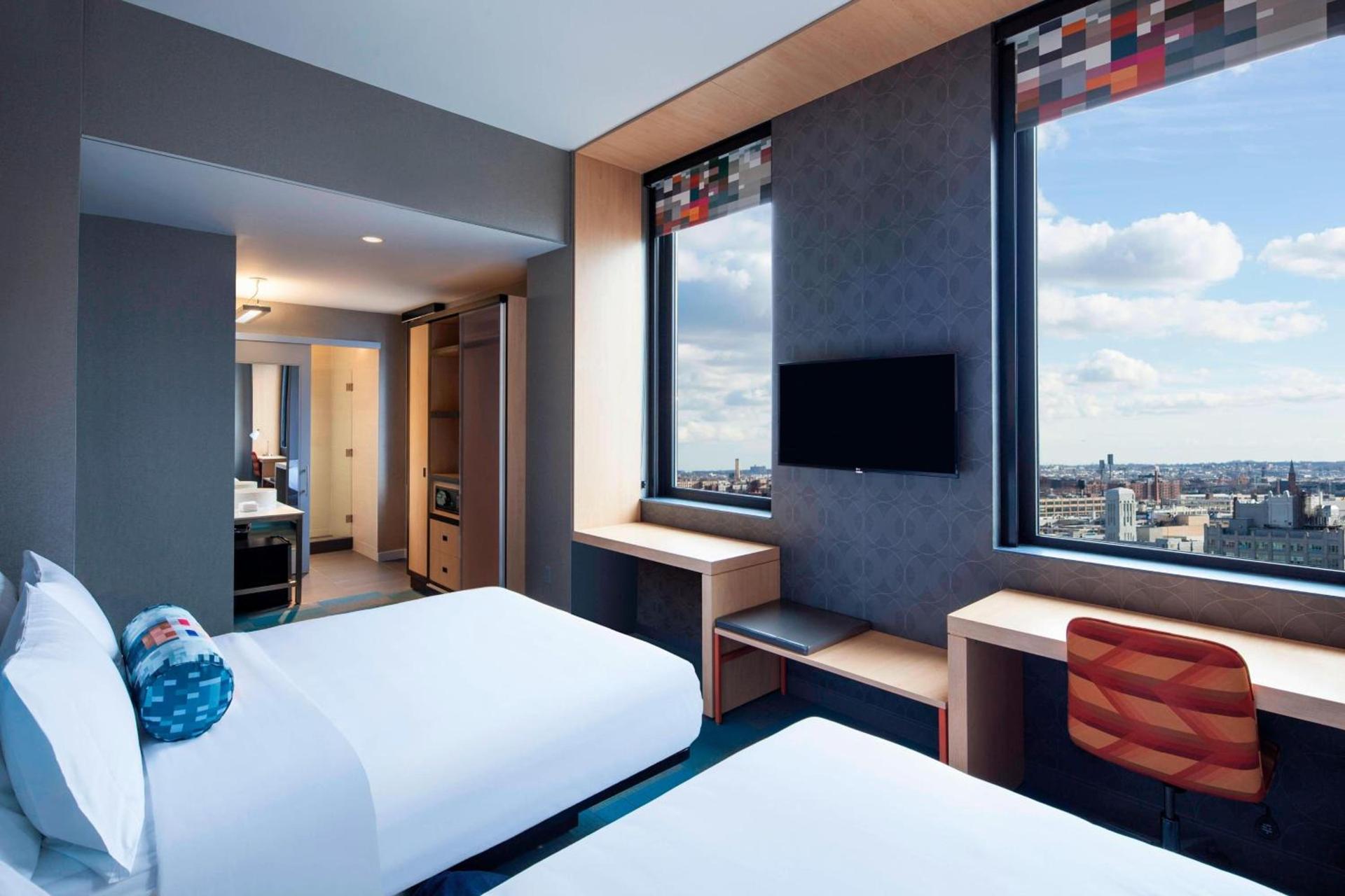 Aloft by Marriott Long Island City-Manhattan View photo 14