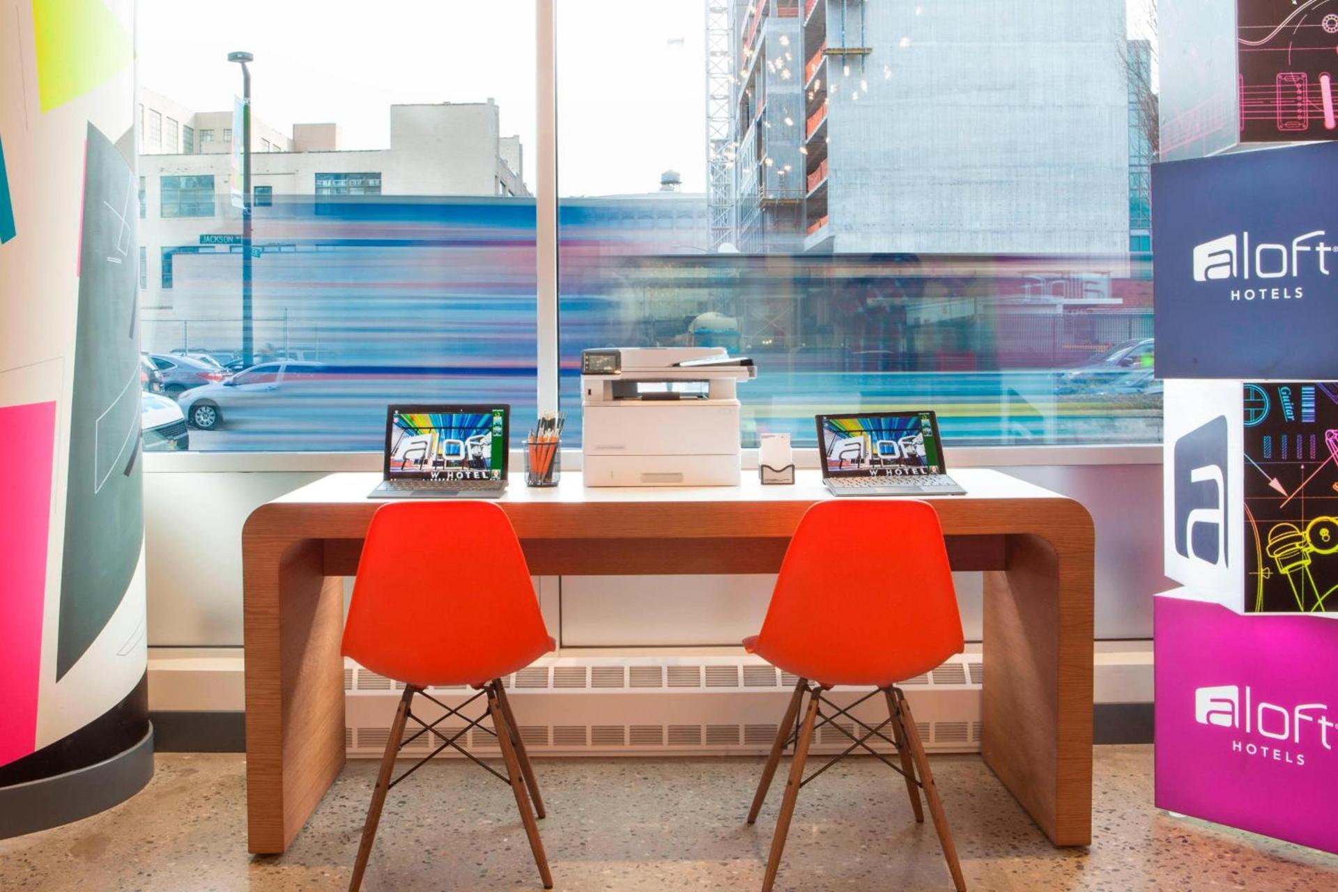 Aloft by Marriott Long Island City-Manhattan View photo 17