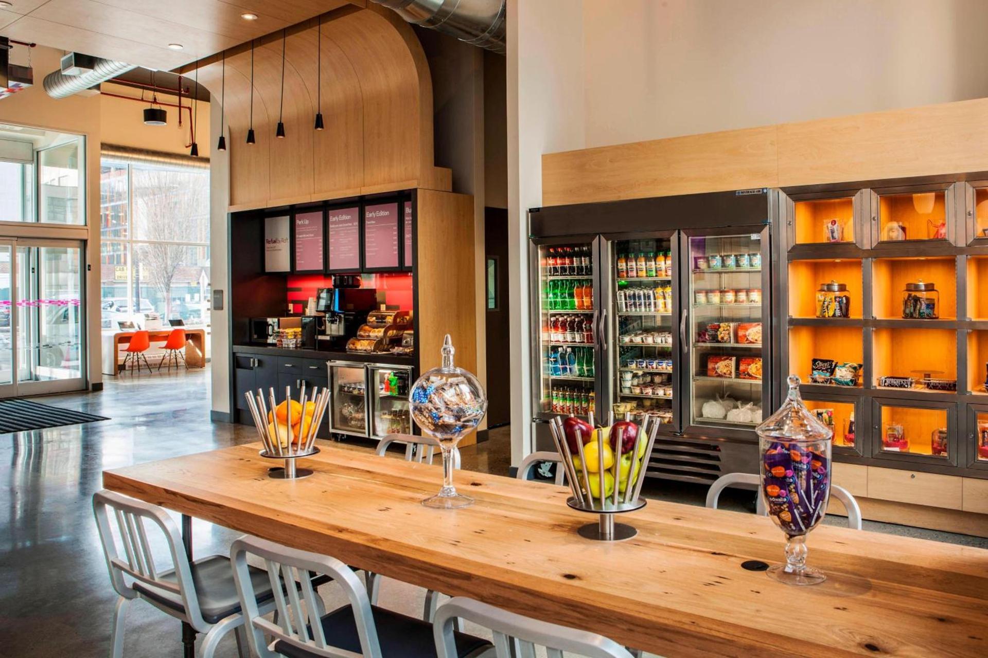 Aloft by Marriott Long Island City-Manhattan View photo 19