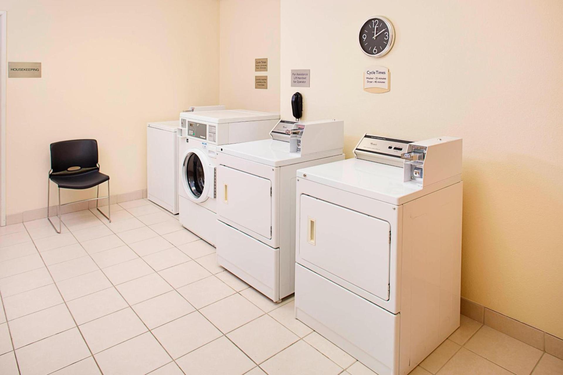 Fairfield Inn & Suites by Marriott San Antonio SeaWorld / Westover Hills photo 11