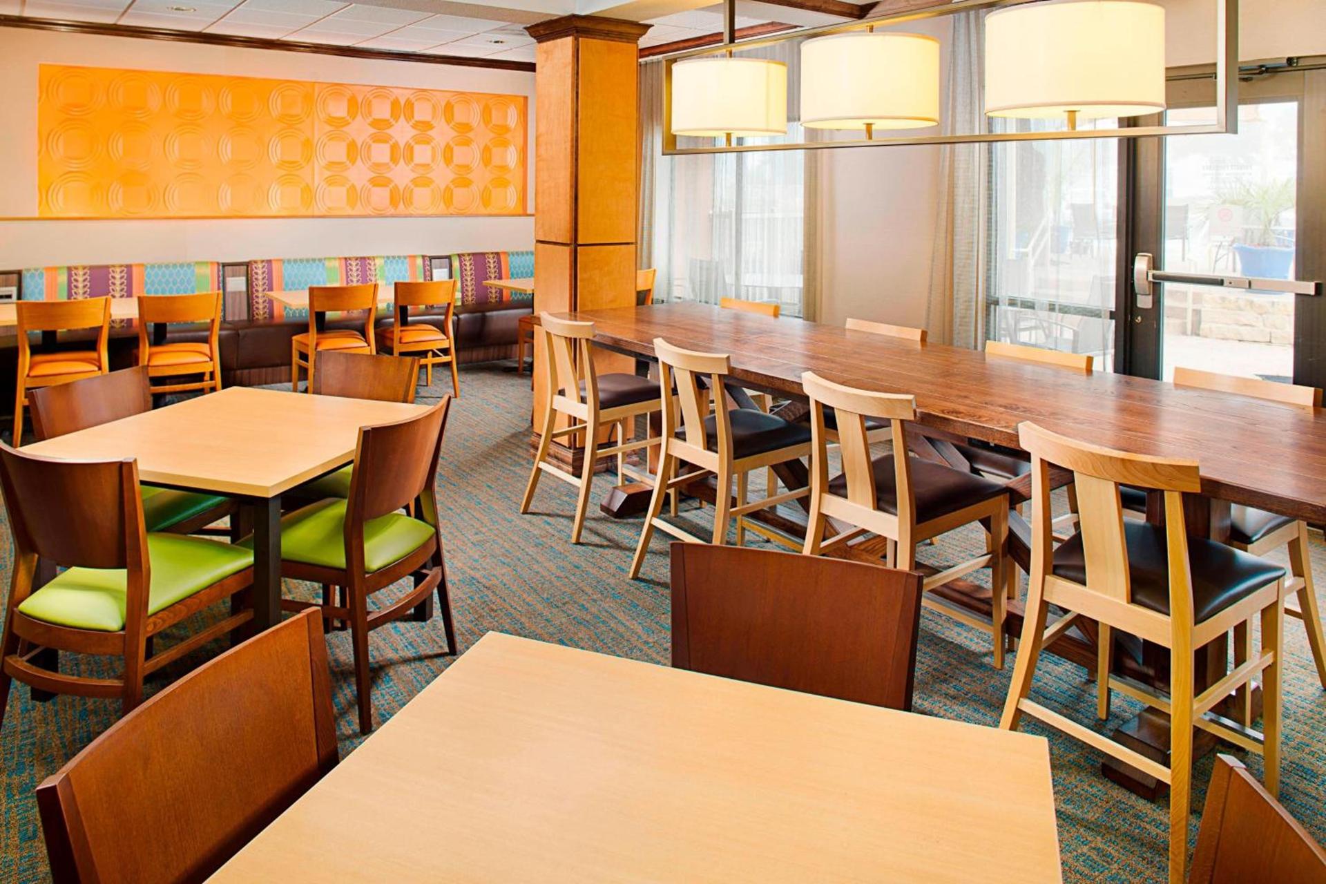 Fairfield Inn & Suites by Marriott San Antonio SeaWorld / Westover Hills photo 13