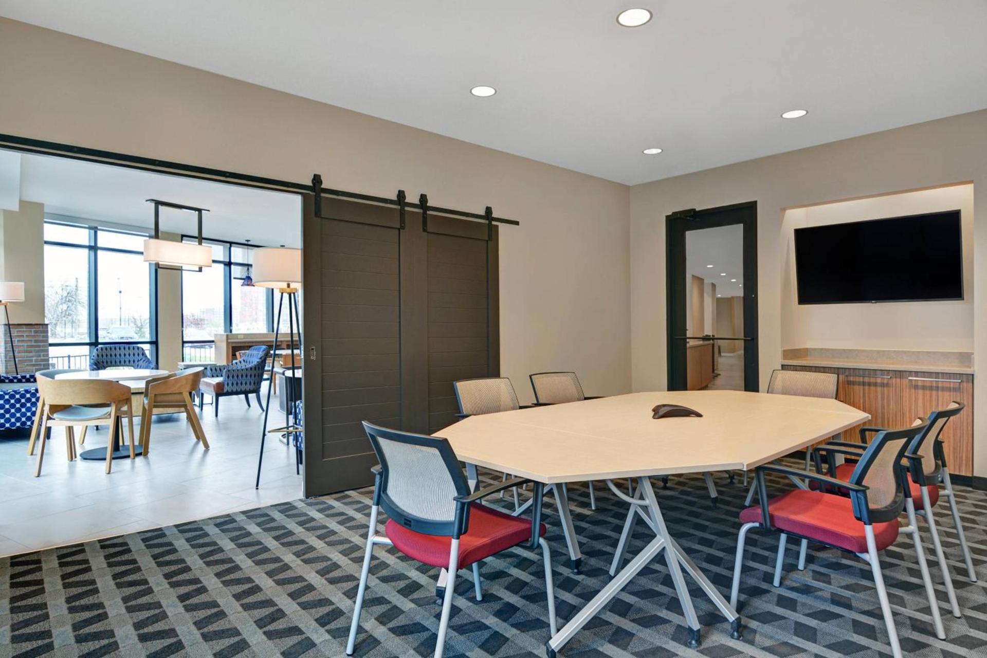 TownePlace Suites by Marriott Indianapolis Downtown photo 53