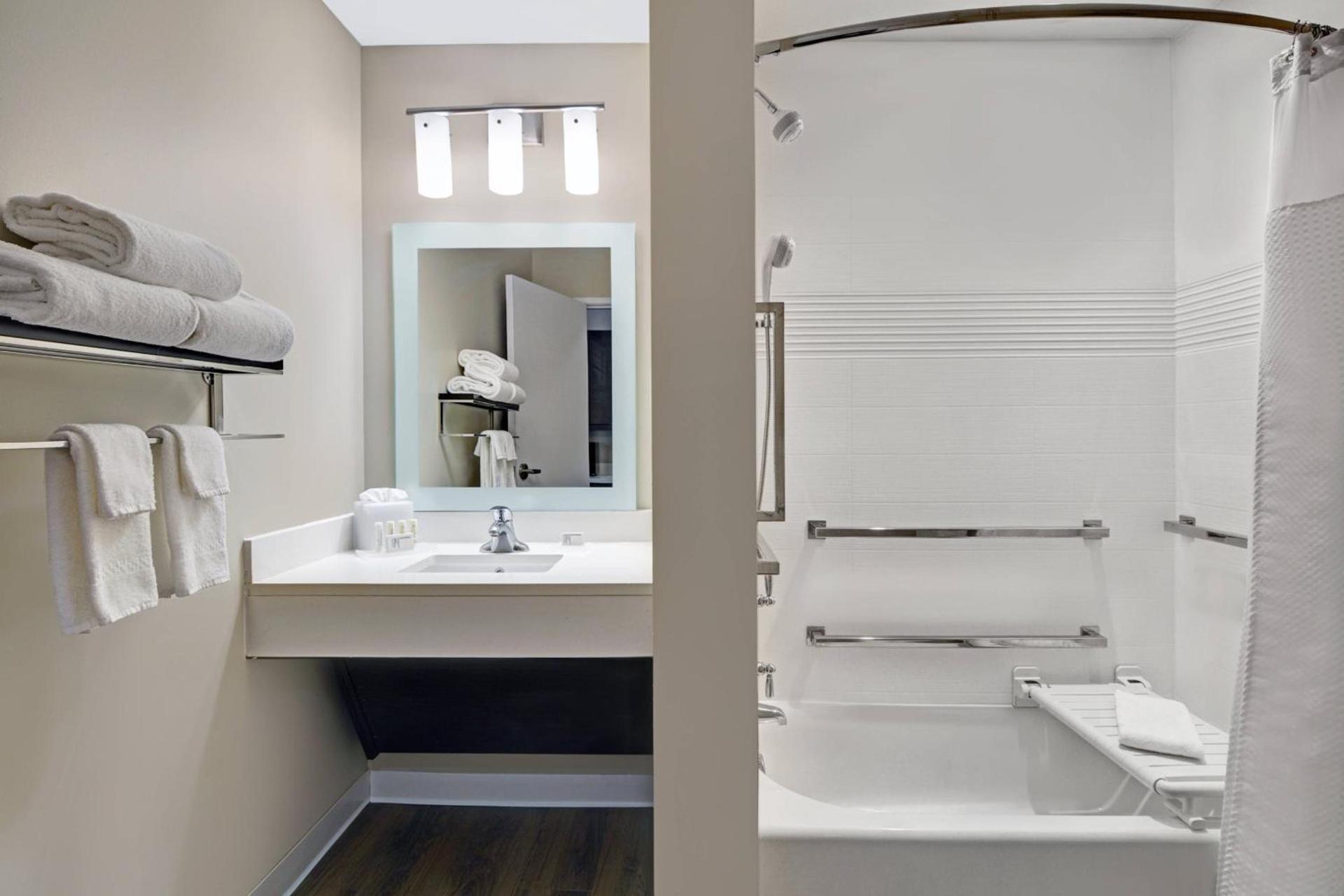TownePlace Suites by Marriott Indianapolis Downtown photo 36