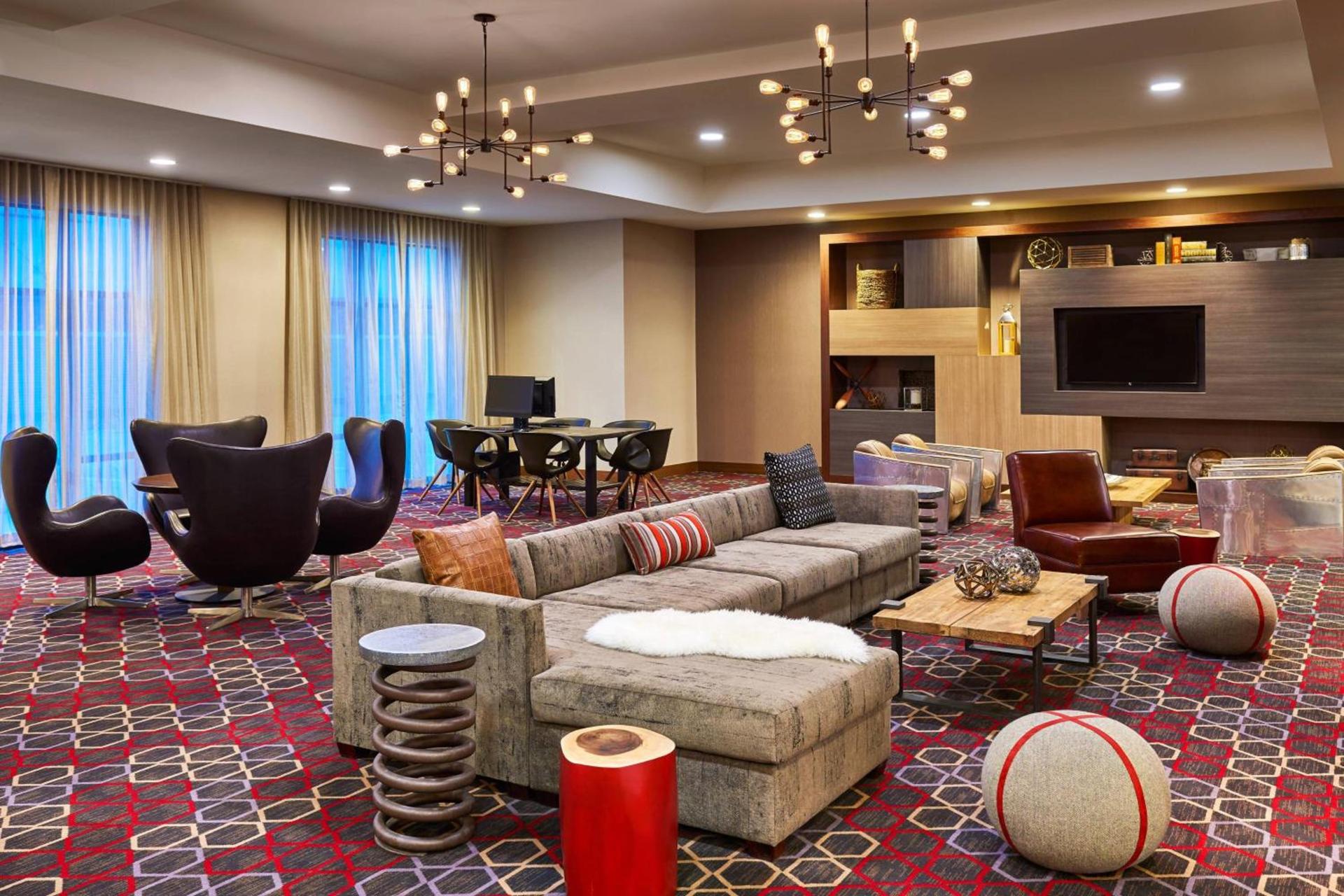 Four Points by Sheraton Fargo Medical Center photo 10