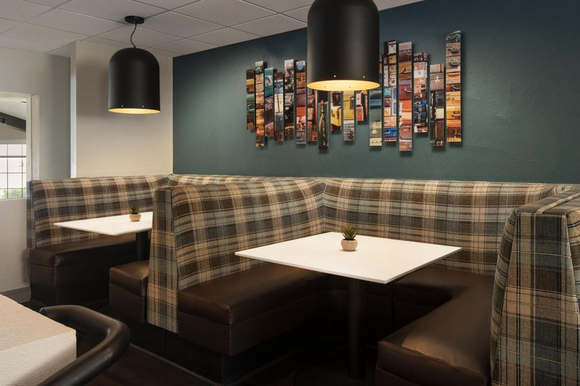 Four Points by Sheraton Tucson Airport photo 36