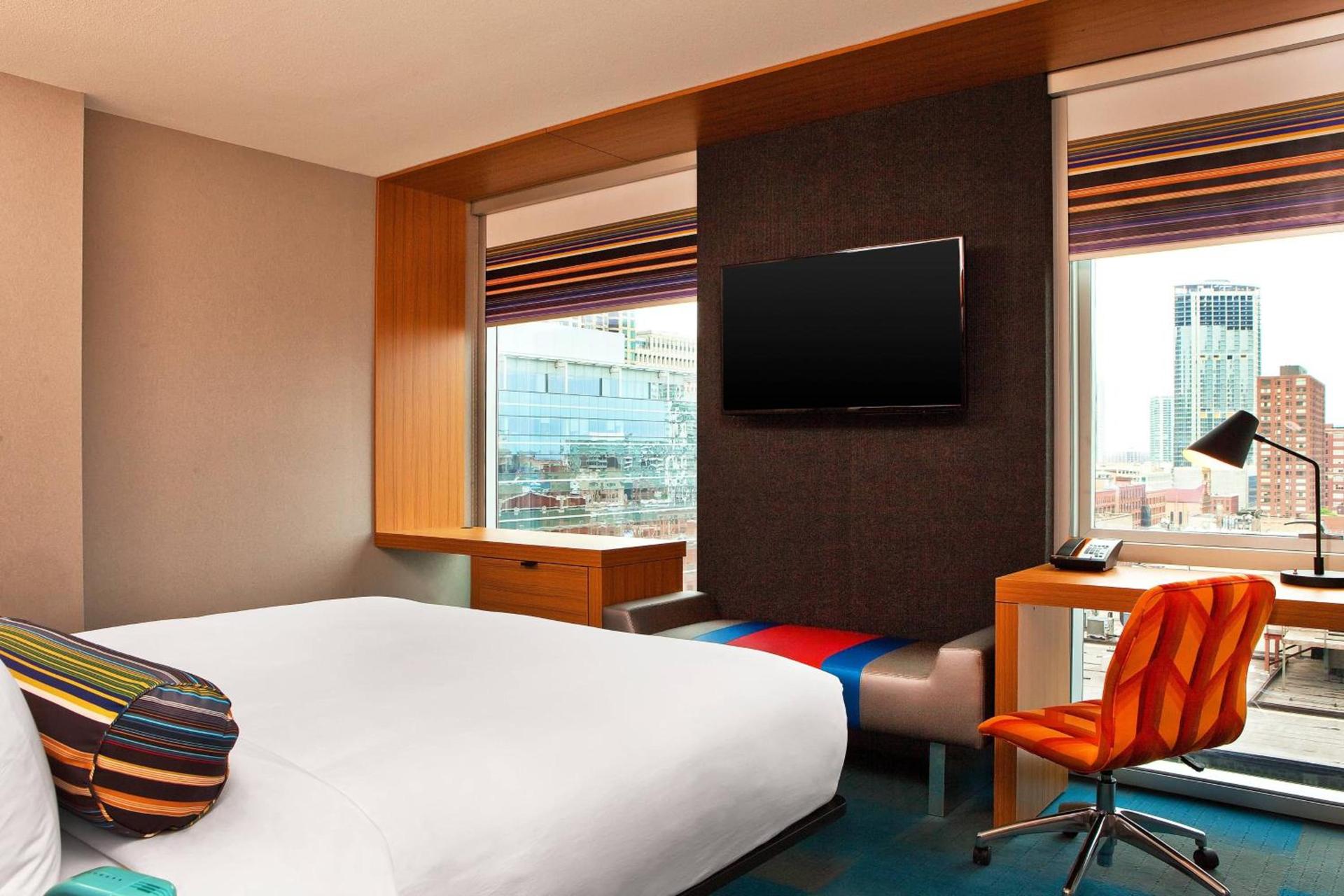 Aloft by Marriott Chicago Downtown River North photo 18
