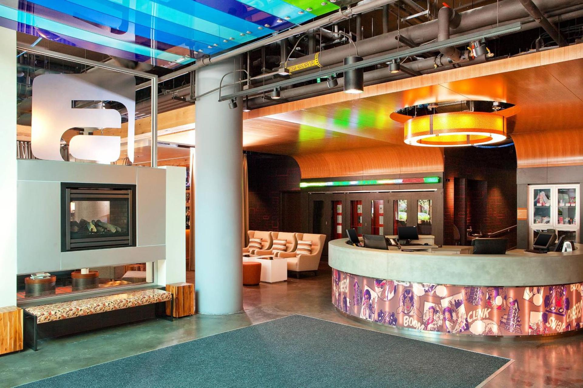 Aloft by Marriott Chicago Downtown River North photo 12