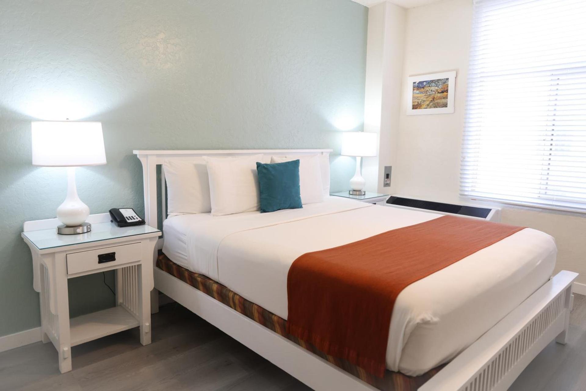 Hotel Carmel Santa Monica photo 34