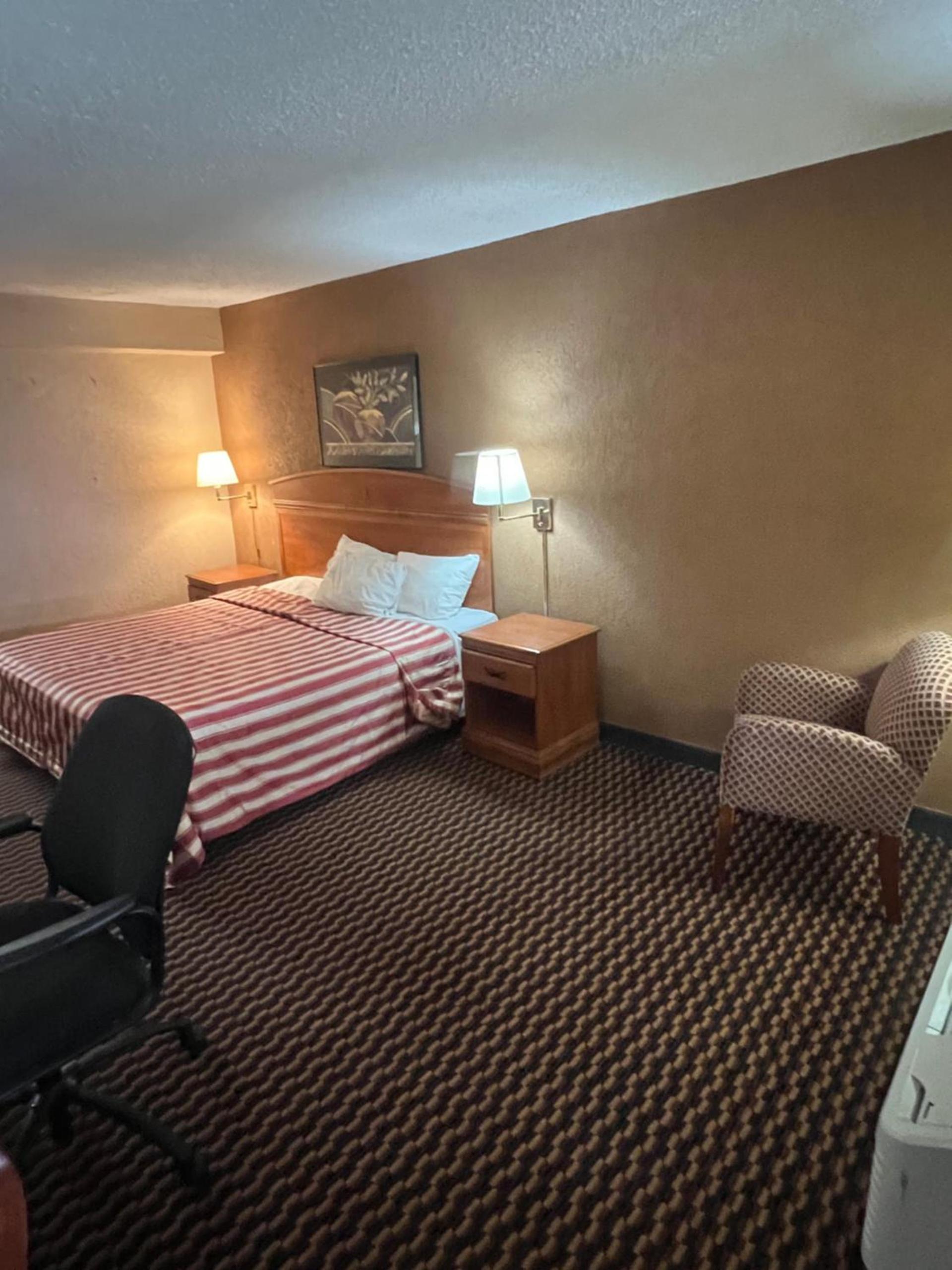 The Lodge Hotel and Banquets photo 21