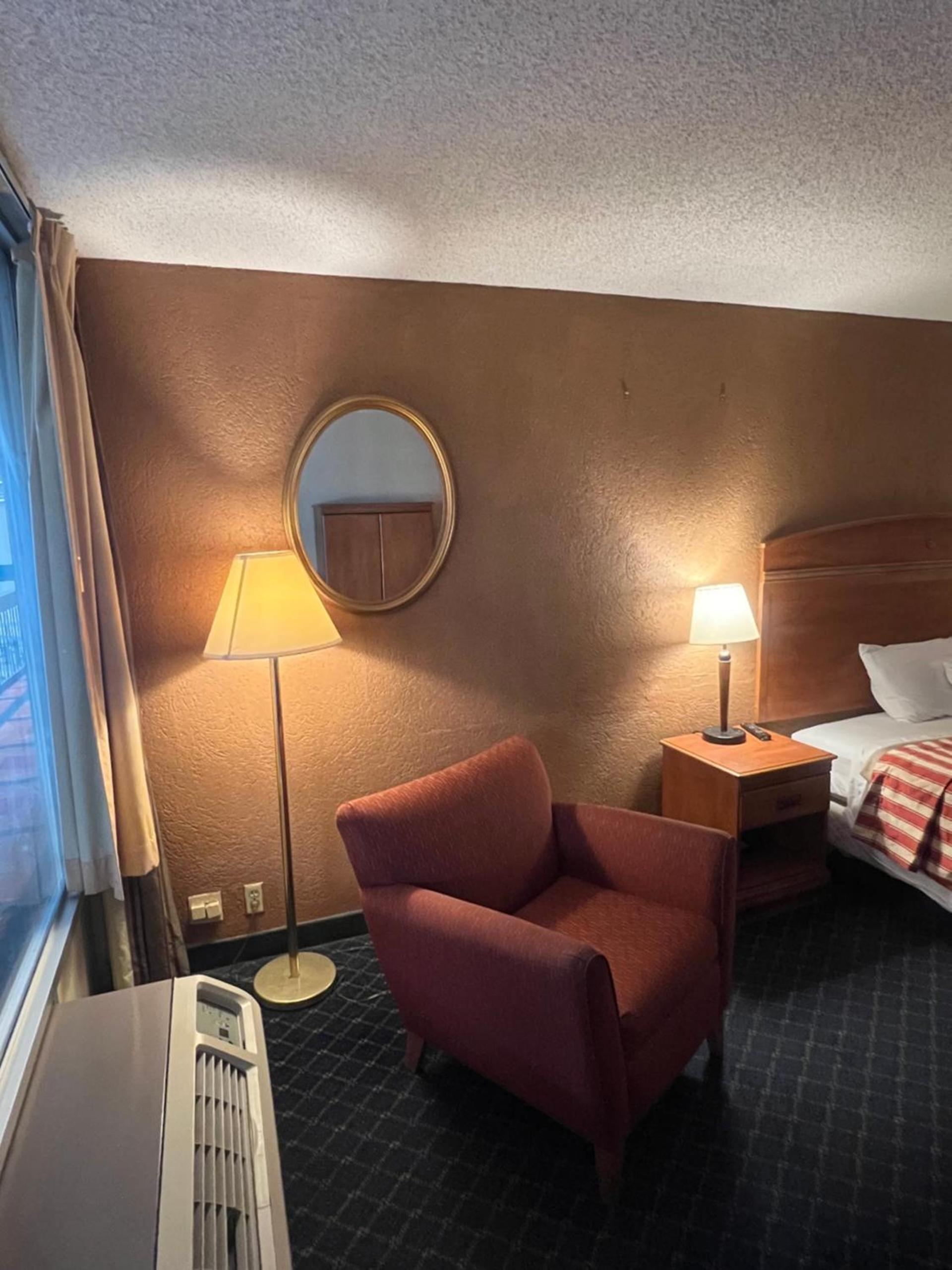 The Lodge Hotel and Banquets photo 20