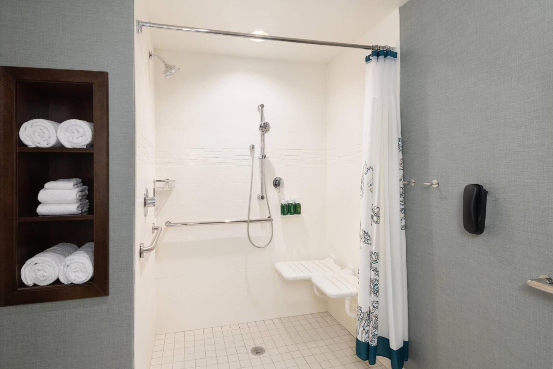 Residence Inn by Marriott Spartanburg Westgate photo 16