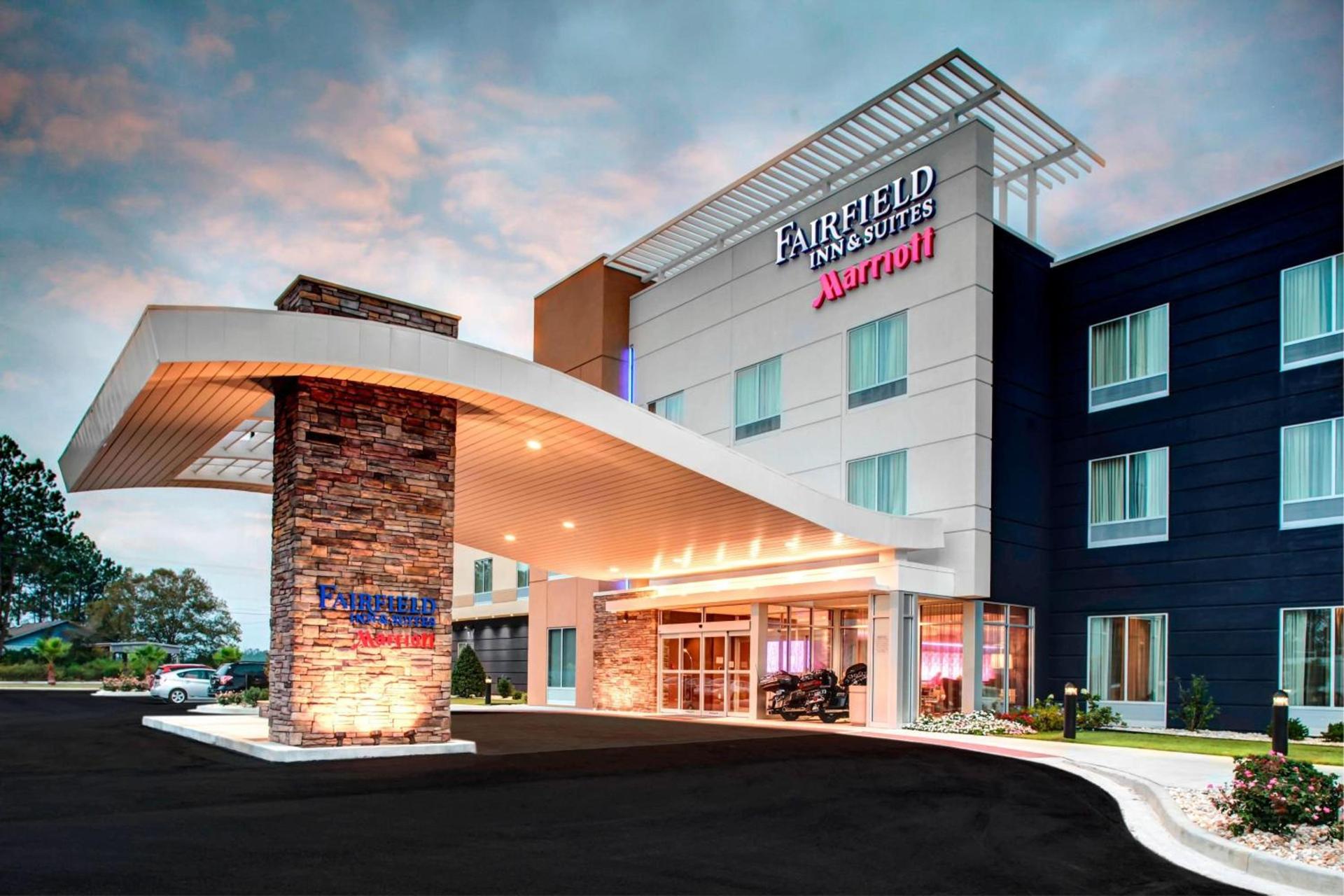 Fairfield Inn & Suites by Marriott Douglas photo 2