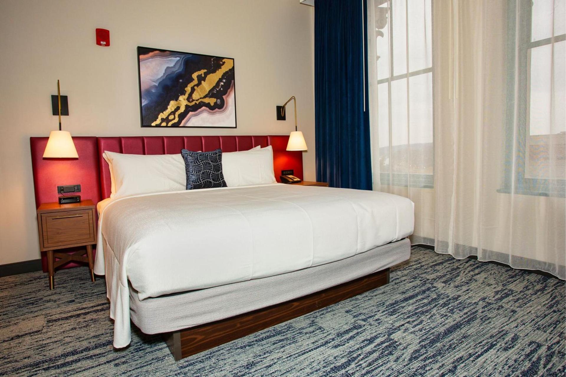 BLU-Tique, Akron, a Tribute Portfolio Hotel photo 21