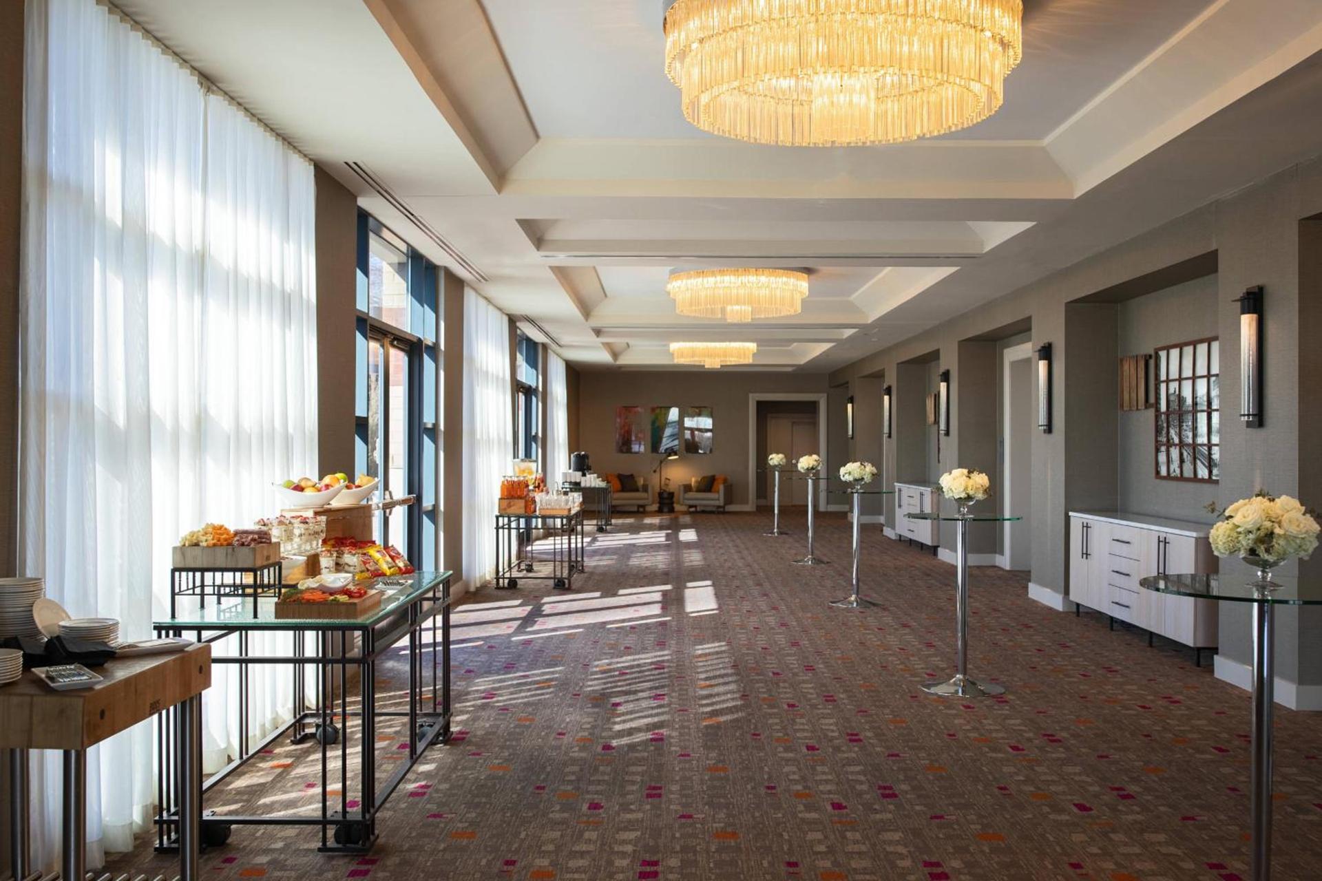 The Baronette Renaissance Detroit-Novi Hotel photo 40