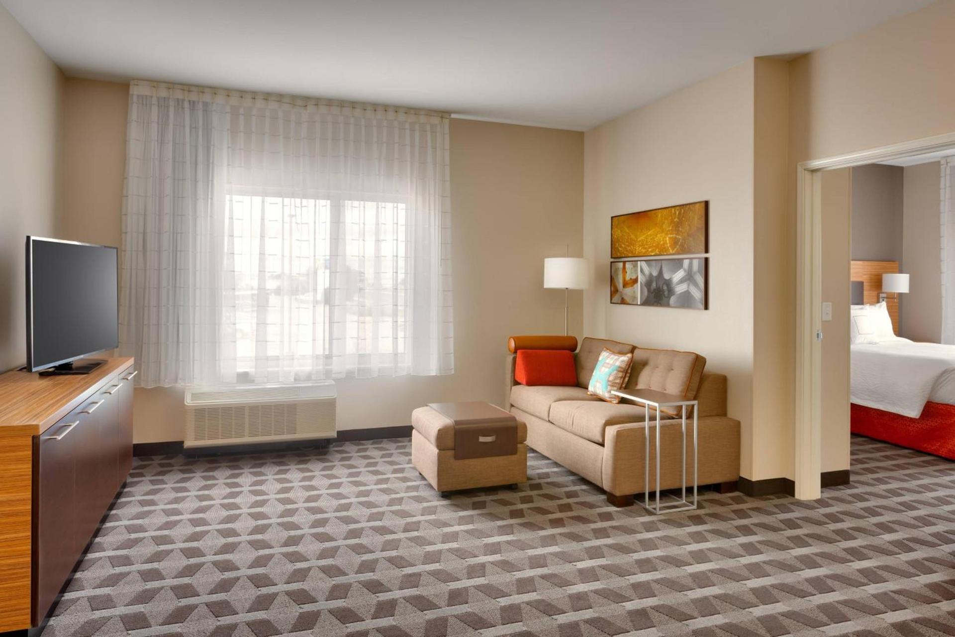 TownePlace Suites by Marriott Clovis photo 7